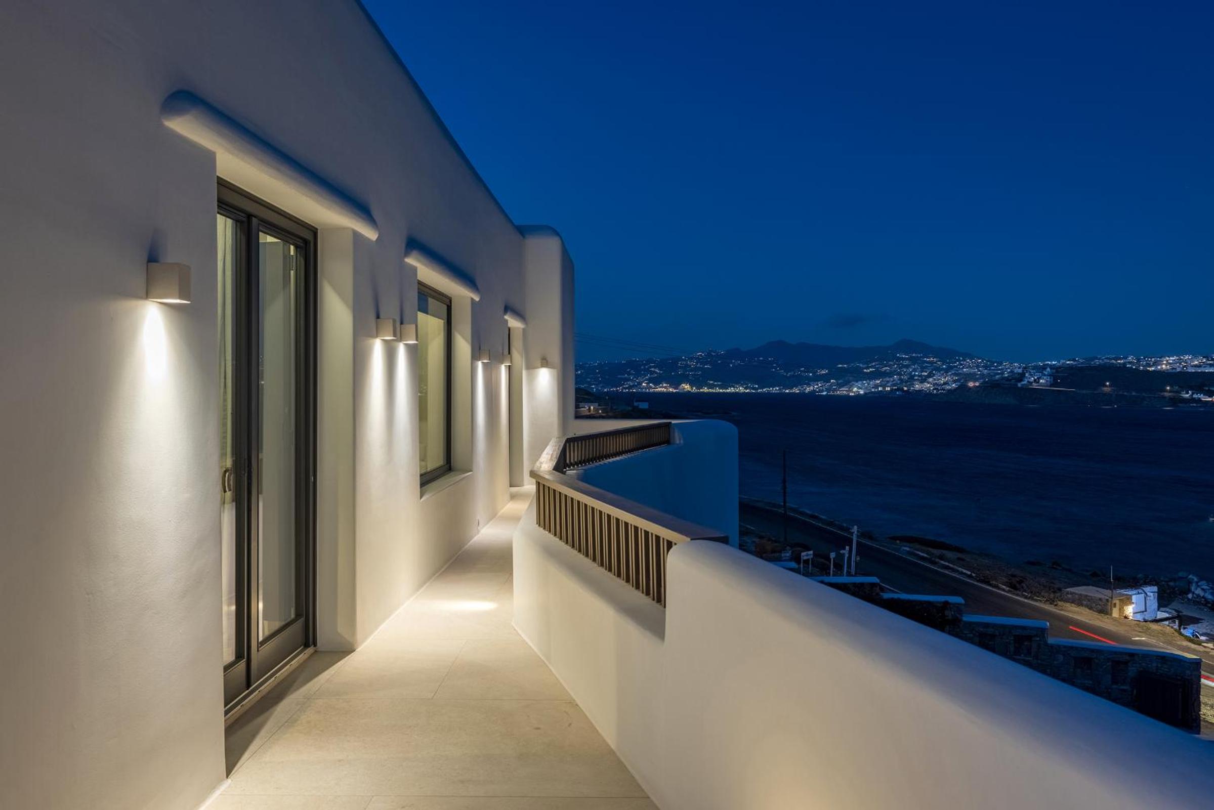 APEIRON Suitę with Private Pool and Sea View - Photo 12