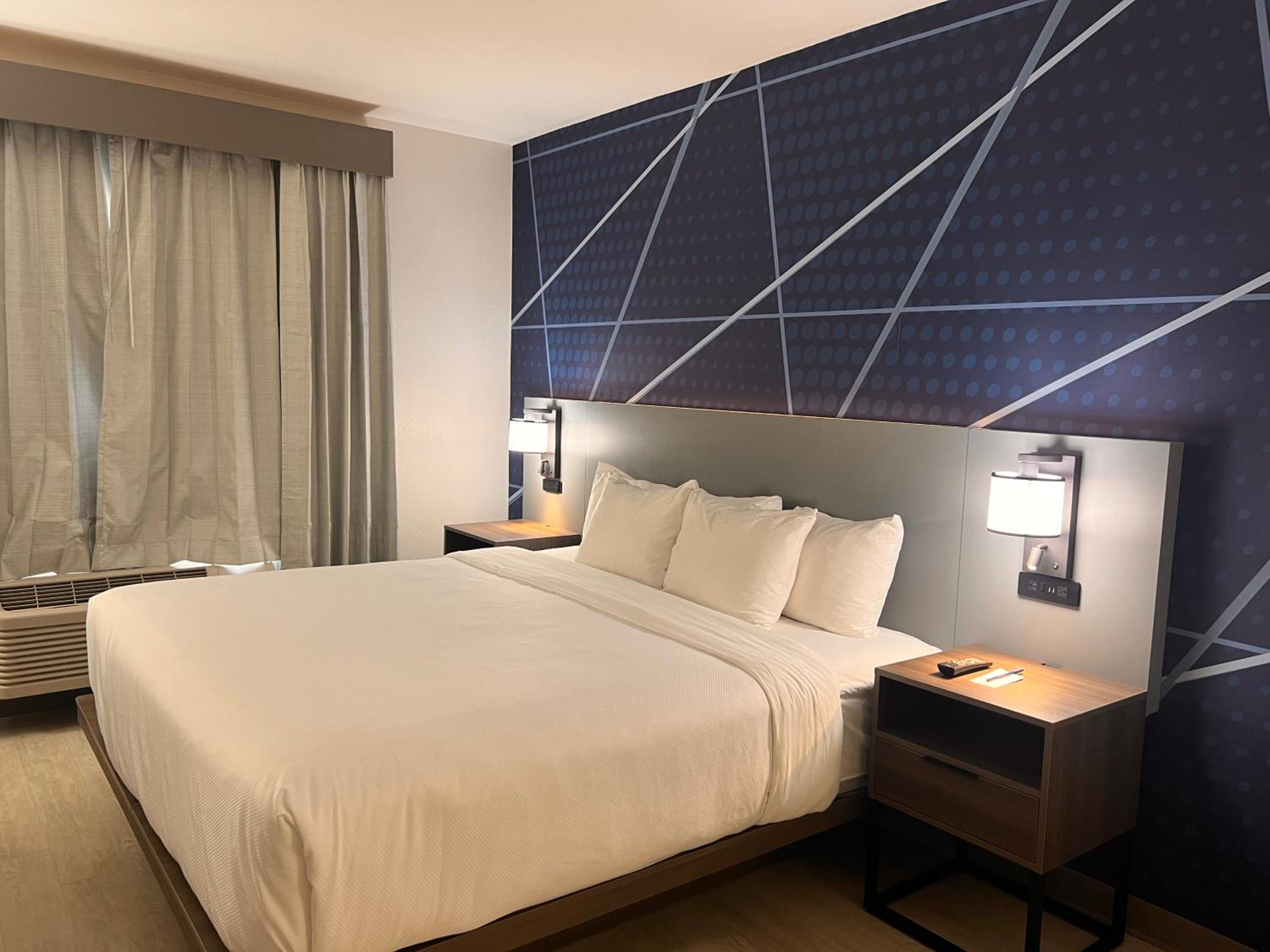 King Suite - Photo 20
