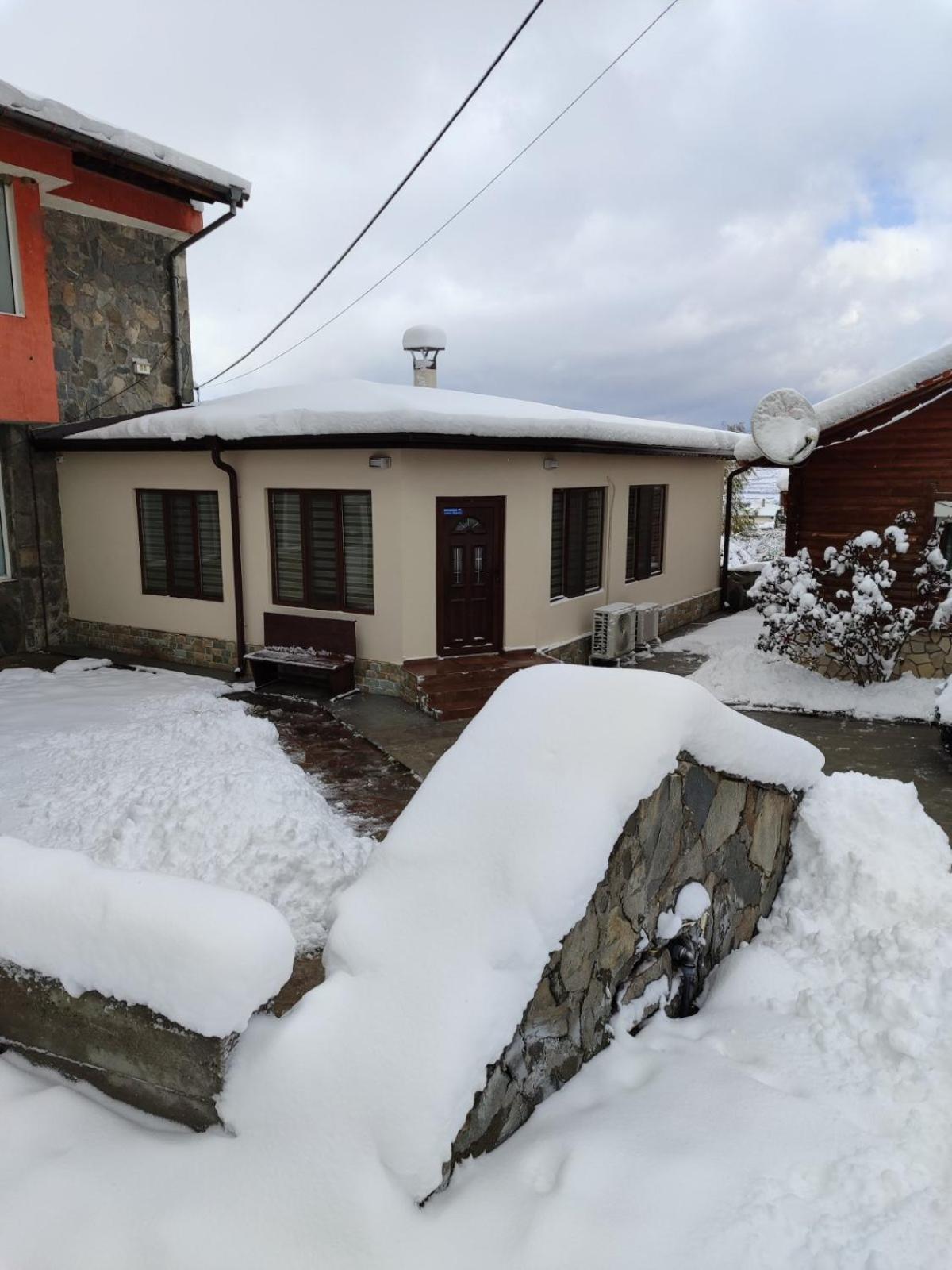 Three-Bedroom Villa - Photo 18