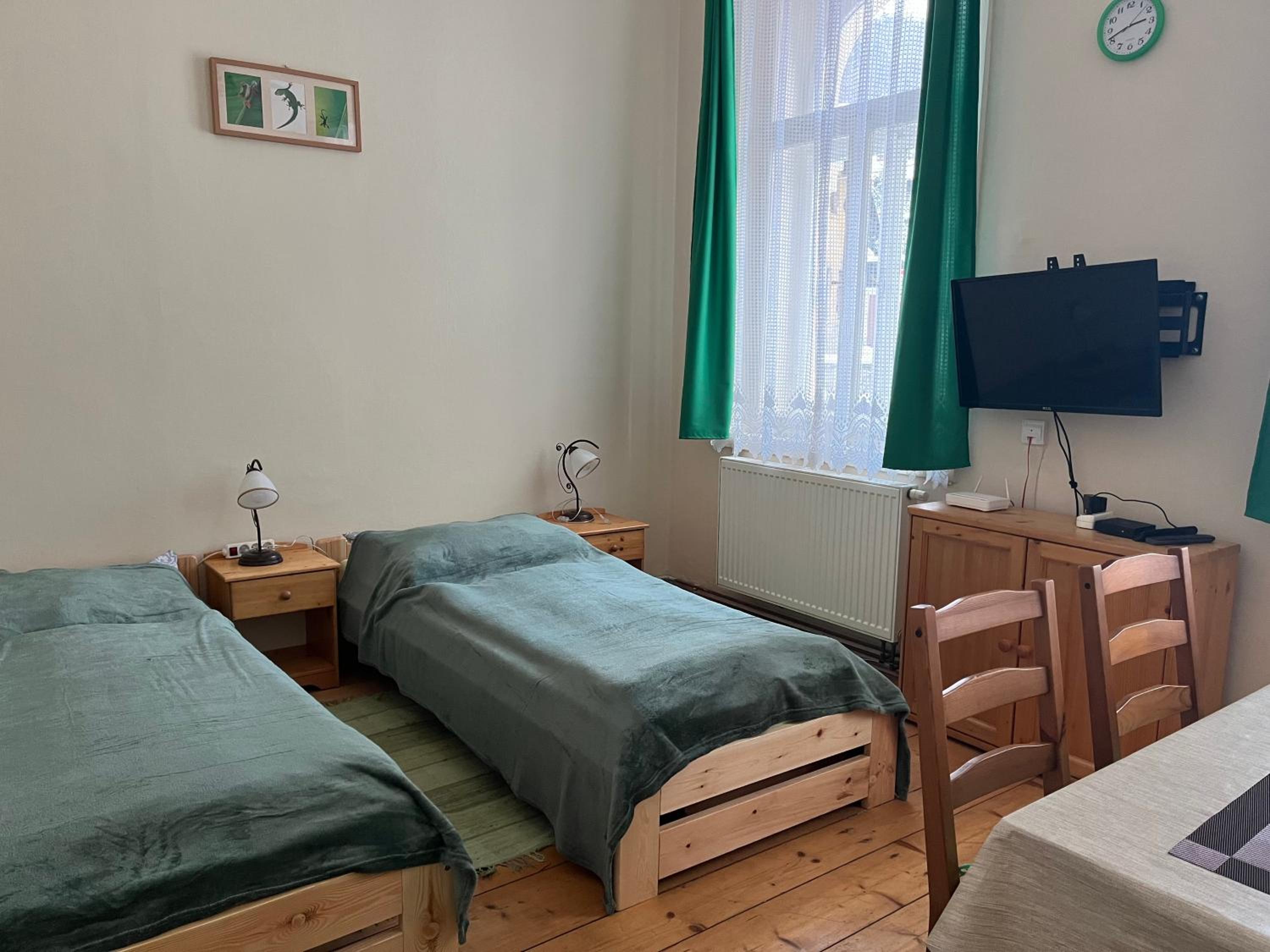 Standard Twin Room with Sofa photo 3