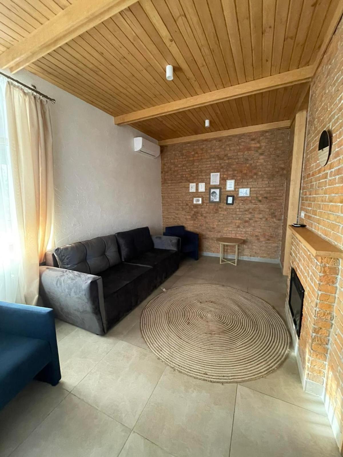 Studio Apartment photo 2