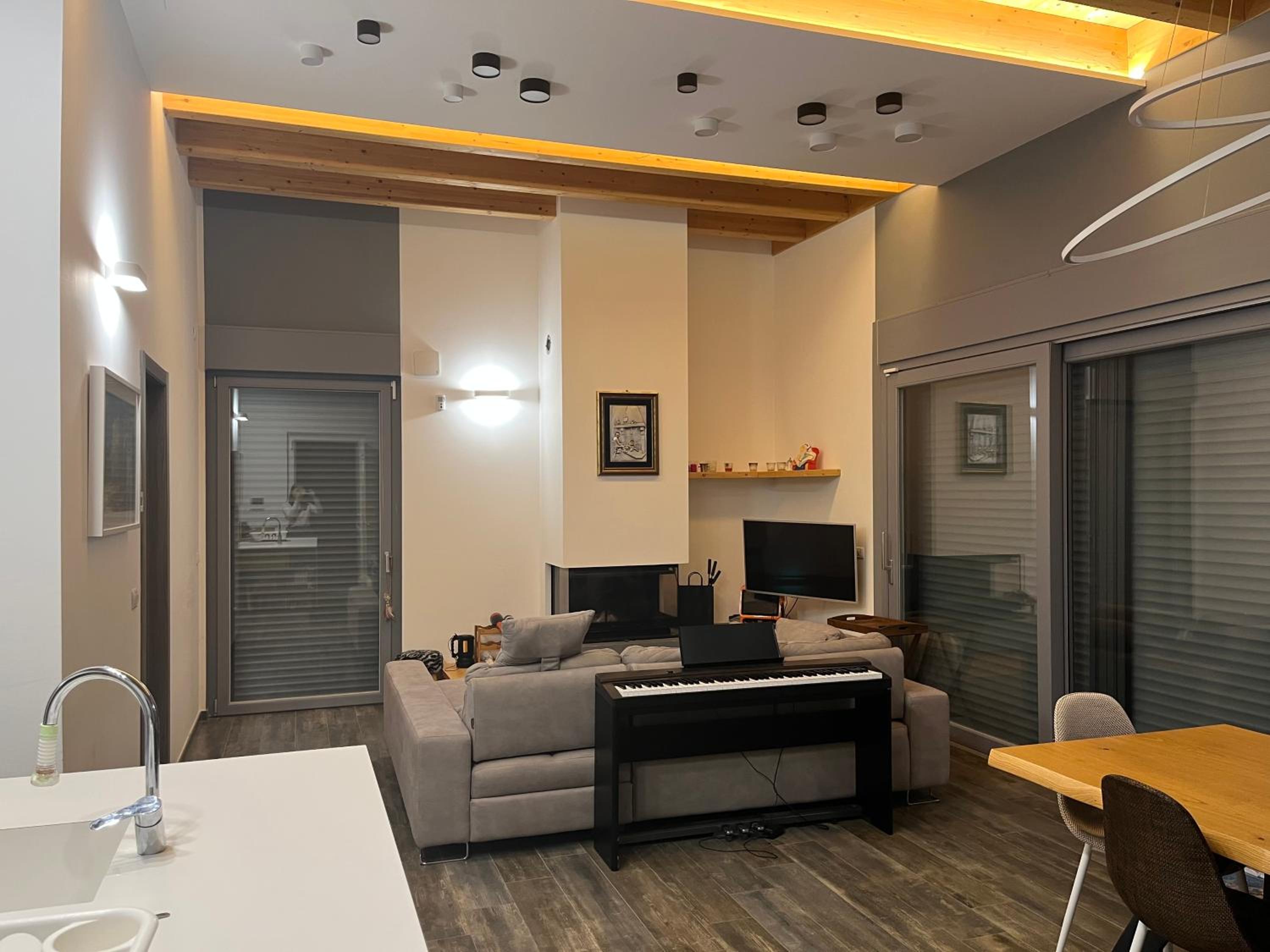 Three-Bedroom Villa photo 1