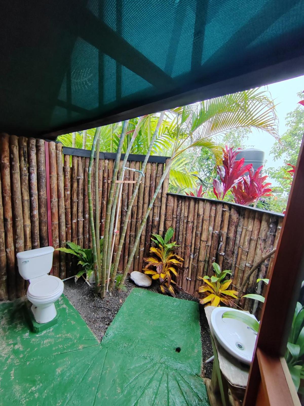 One-Bedroom Bungalow photo 3