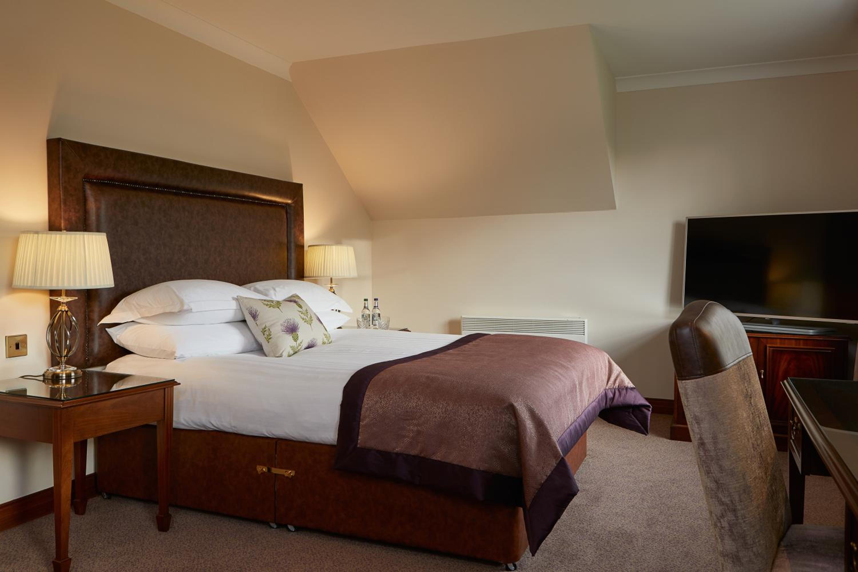 Standard Double Room - Photo 2