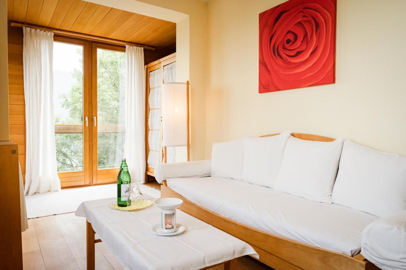 Suite with Mountain View - Photo 5