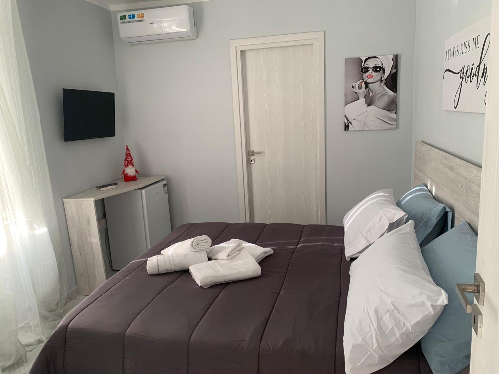 Double or Twin Room with Bathroom