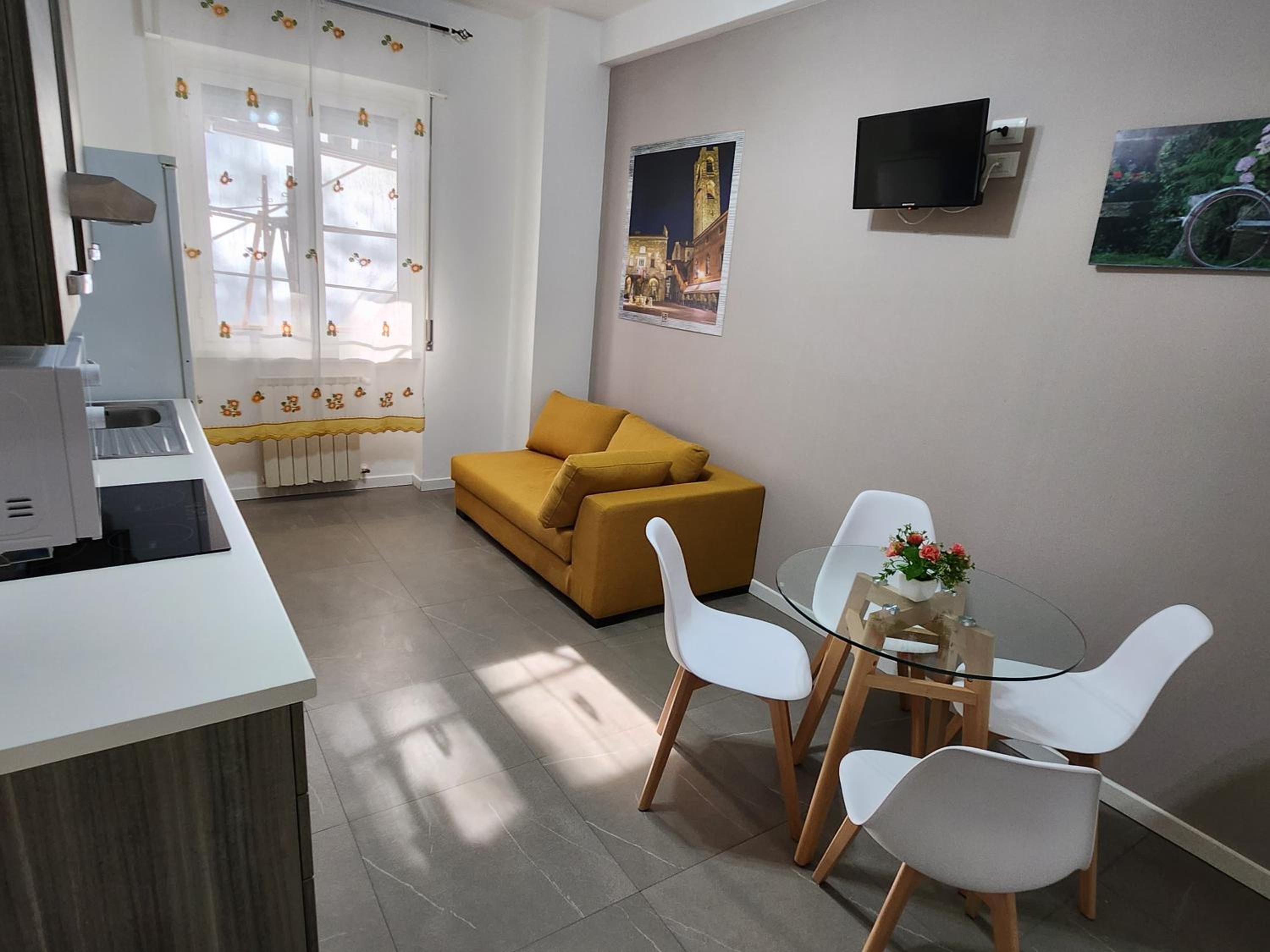 One-Bedroom Apartment