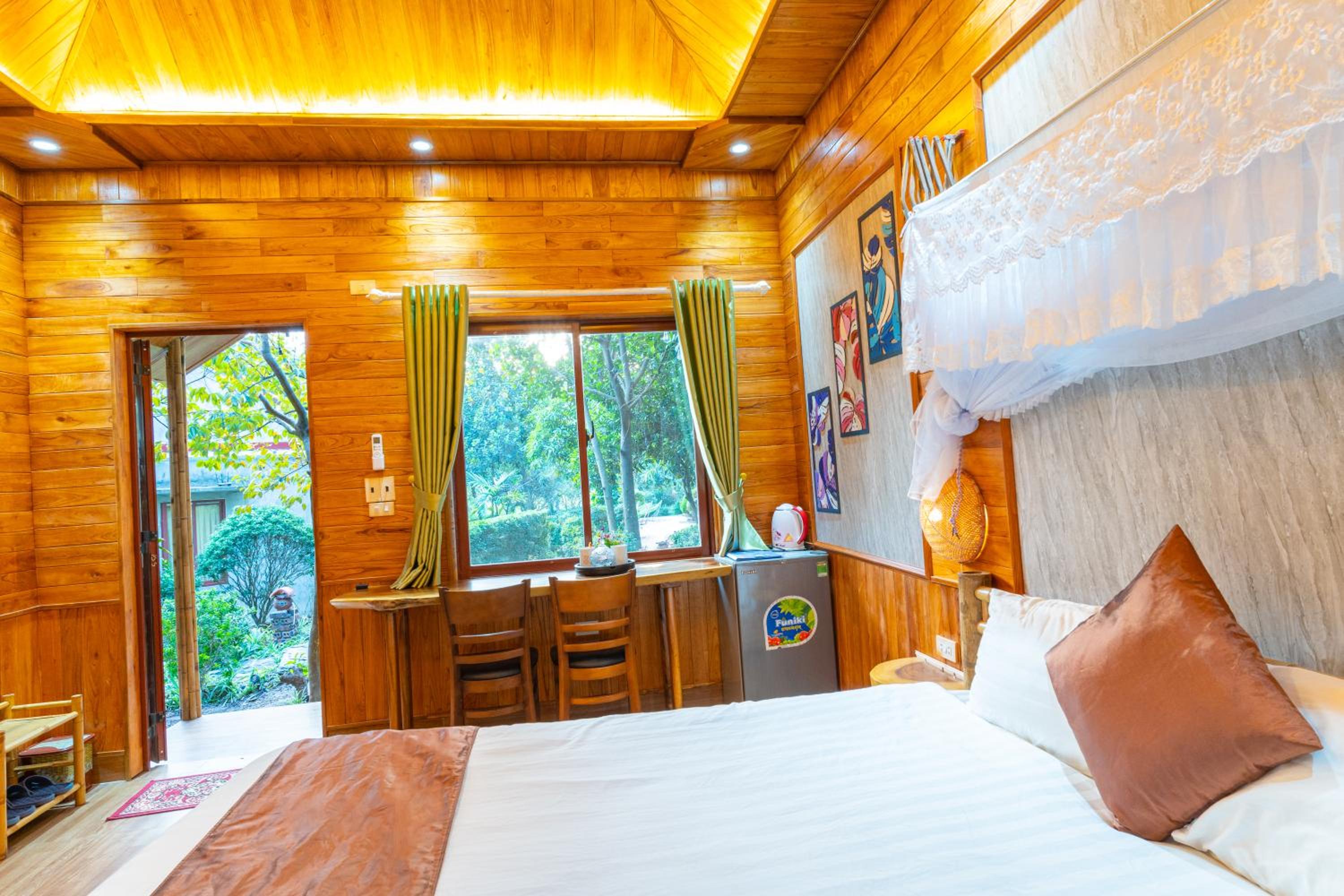 Bungalow with Garden View - Photo 20