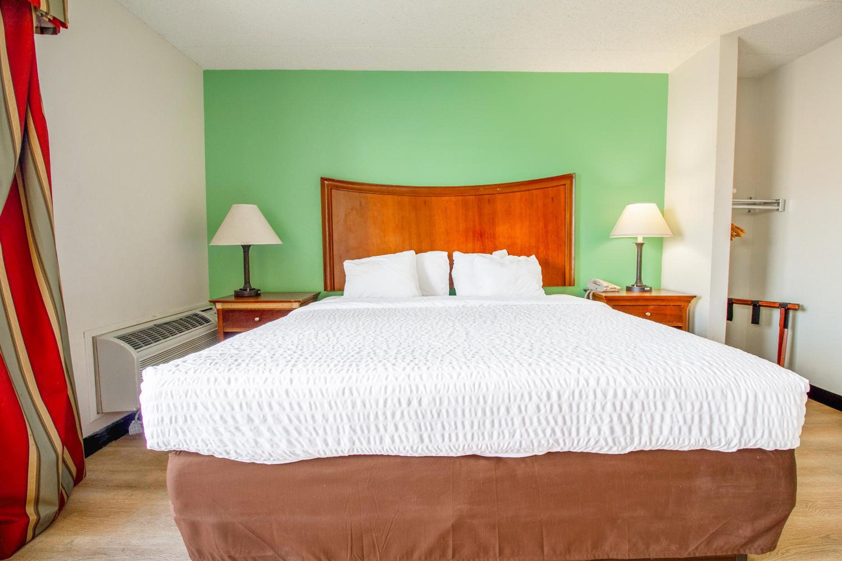 King Room - Accessible - Photo 1