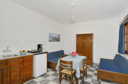 Maisonette photo 1