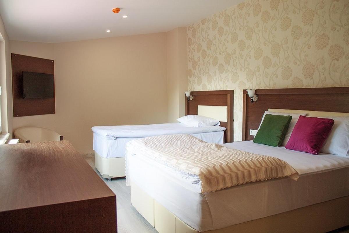 Deluxe Triple Room photo 1