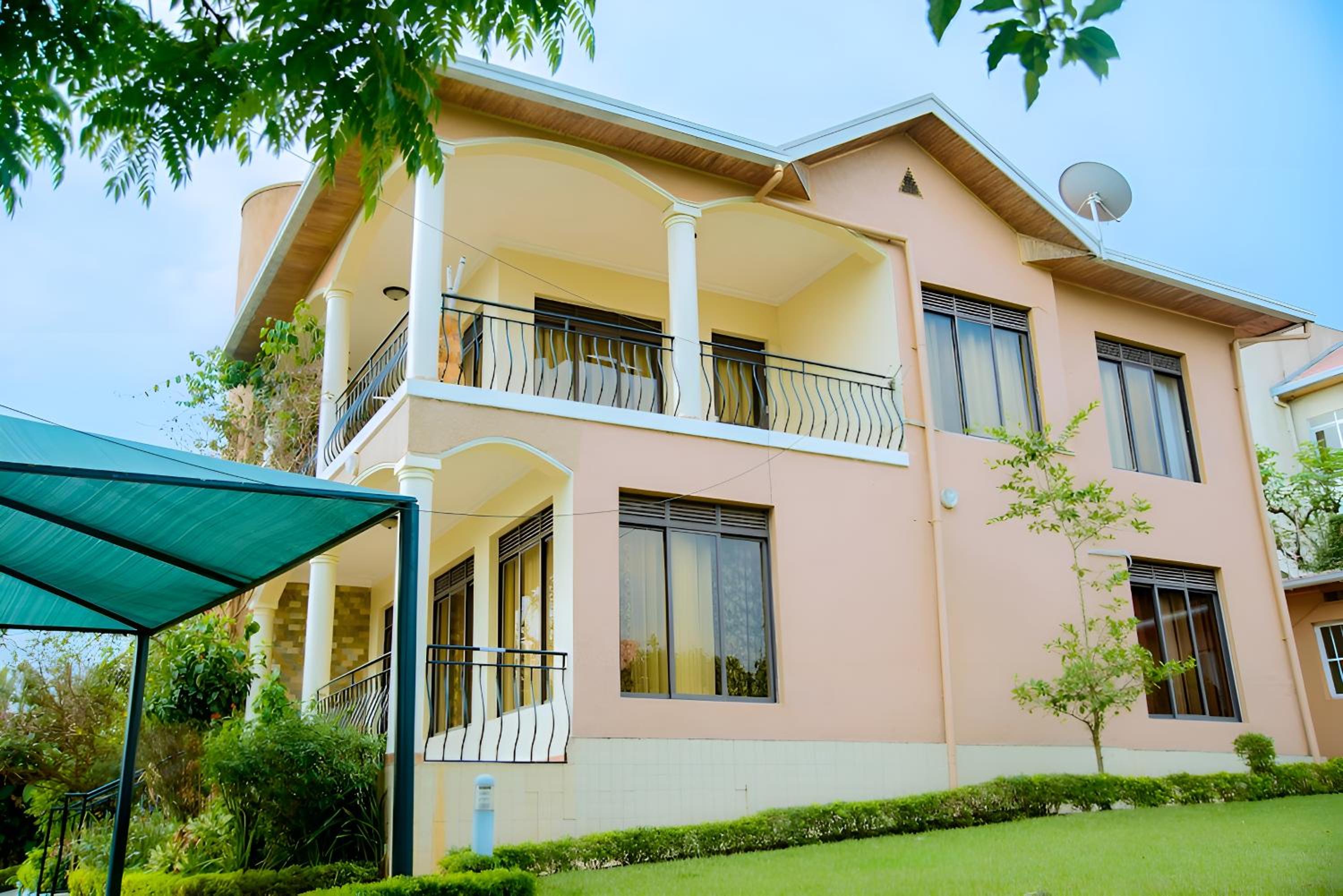Double Room with Balcony photo 3