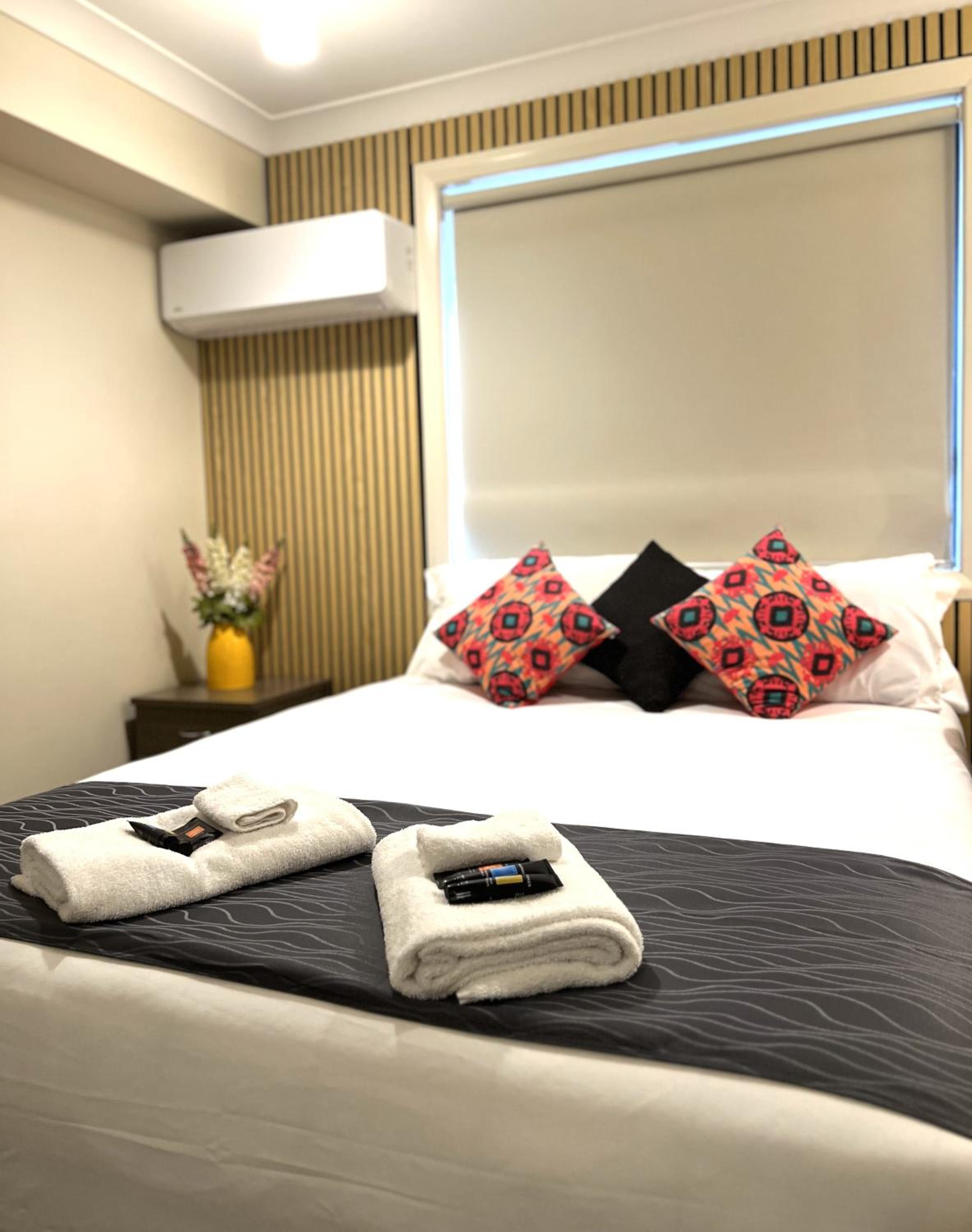 Double Room - Non Smoking photo 3