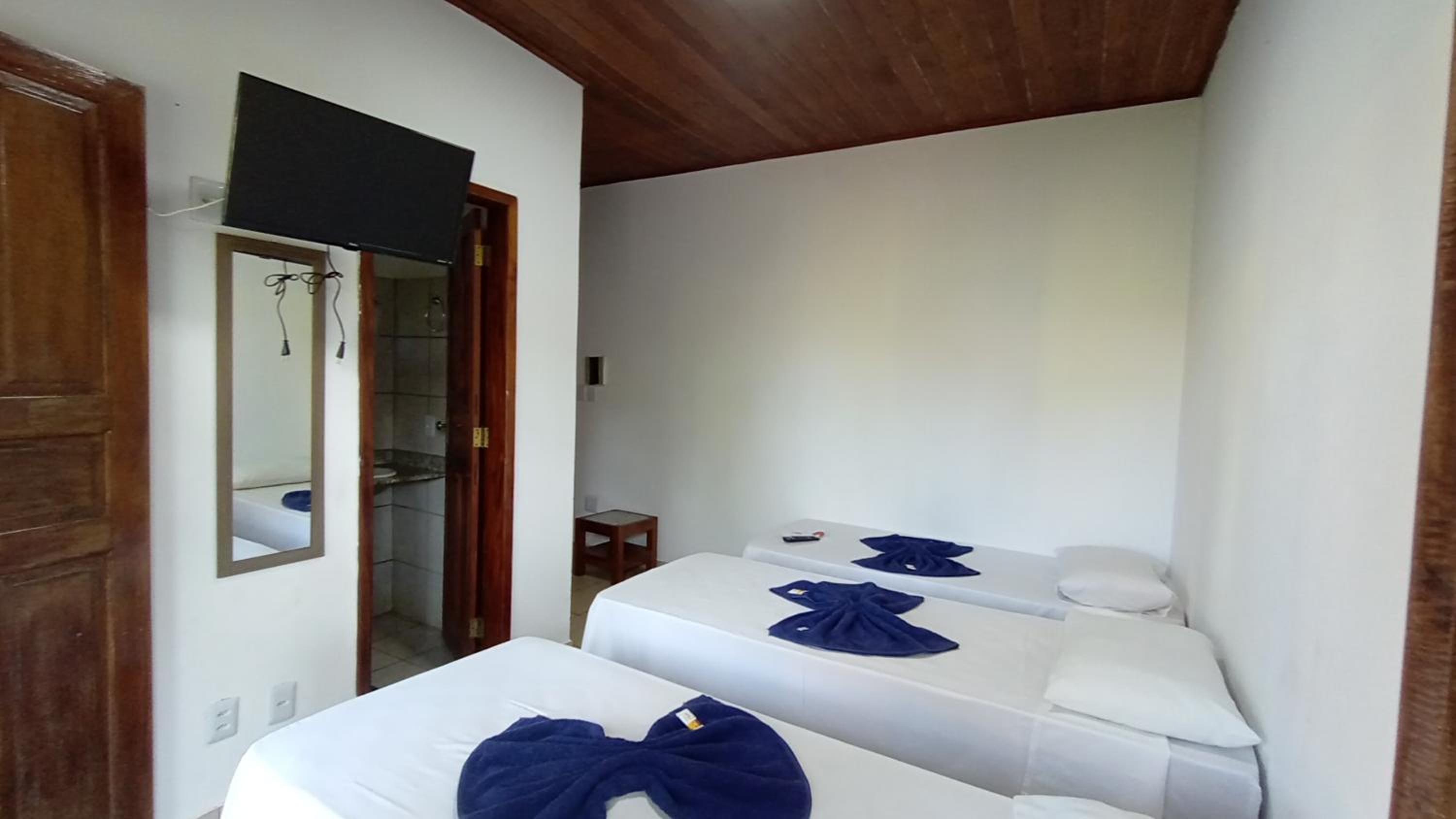 Quadruple Room with Private Bathroom