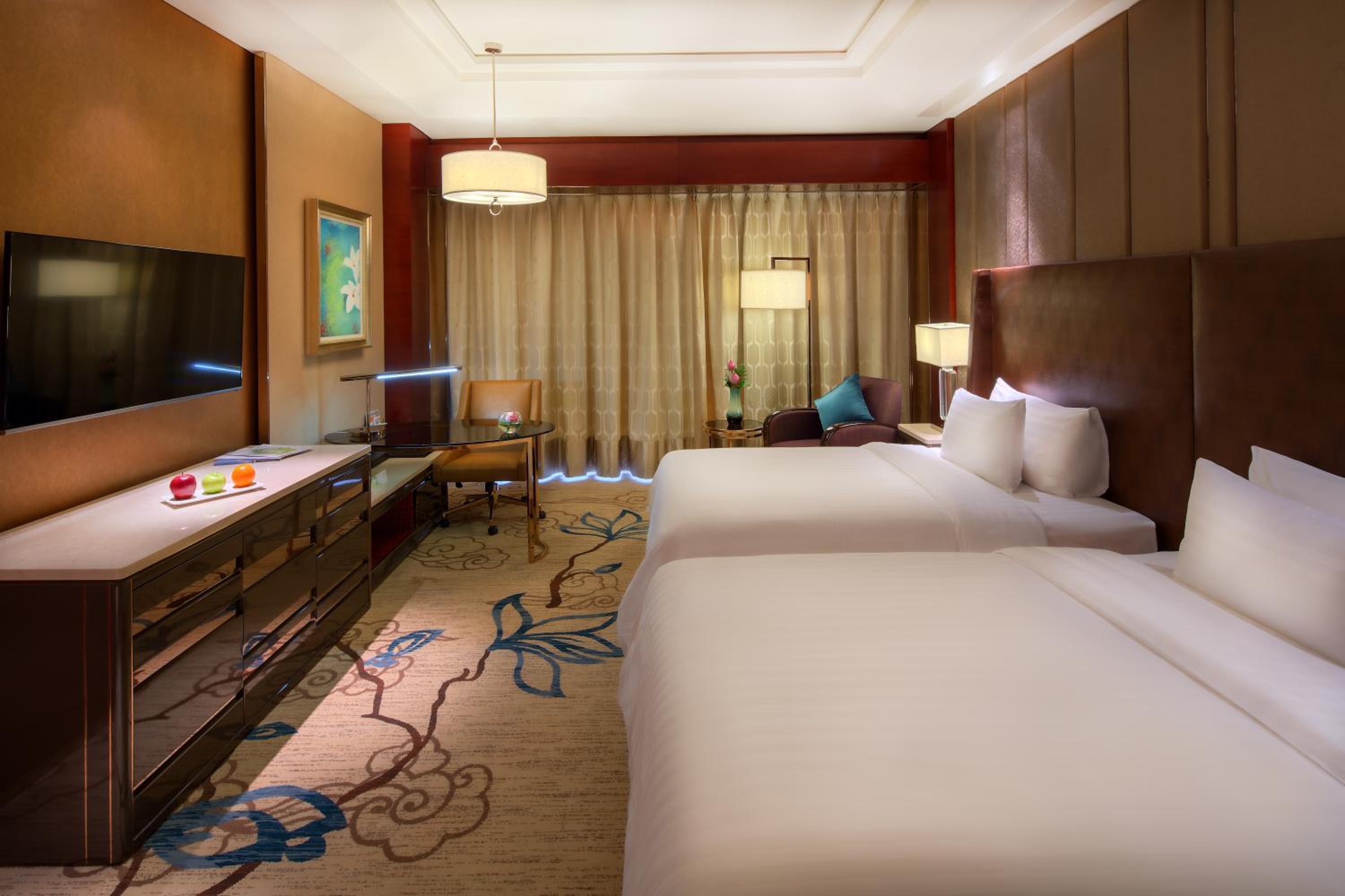 Twin Room with City View