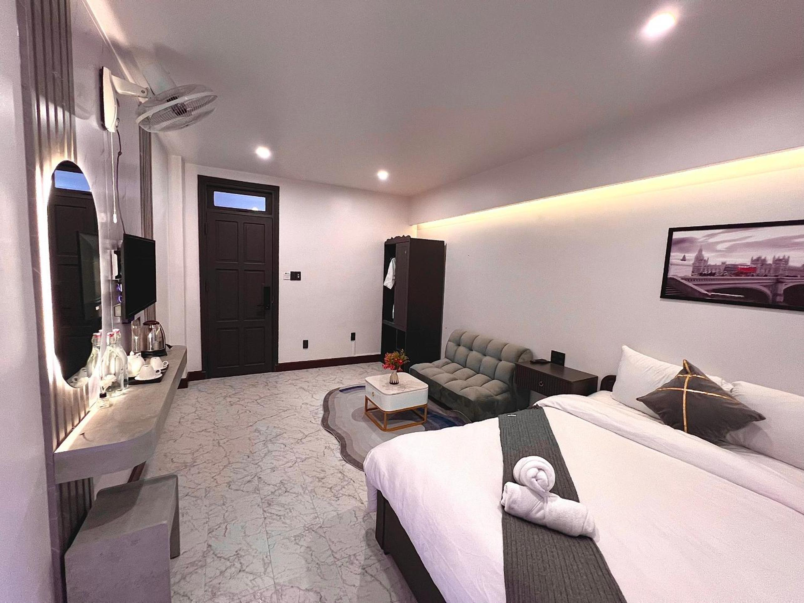 King Room with Garden View - Photo 4