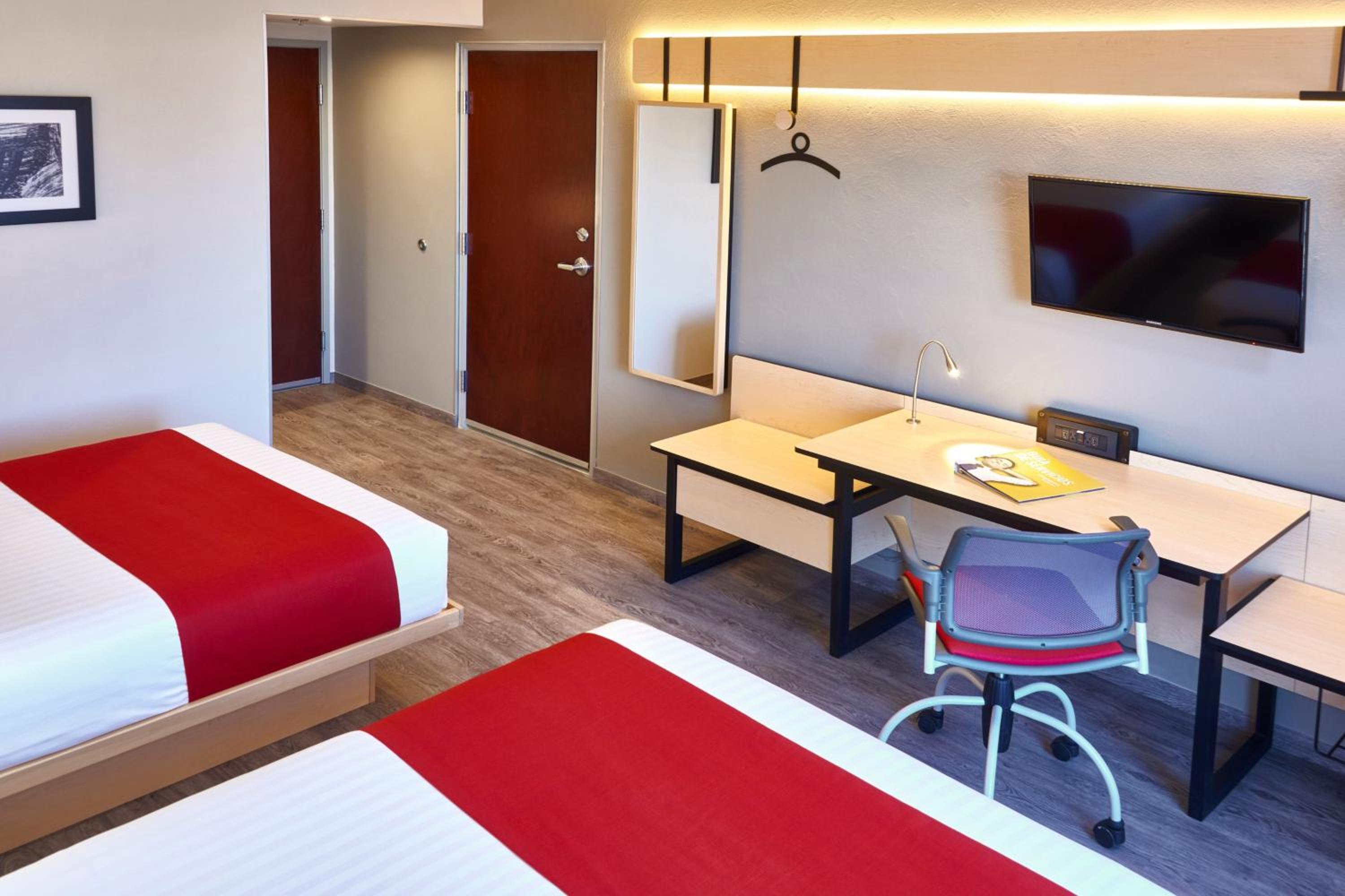 Double Room - Photo 5