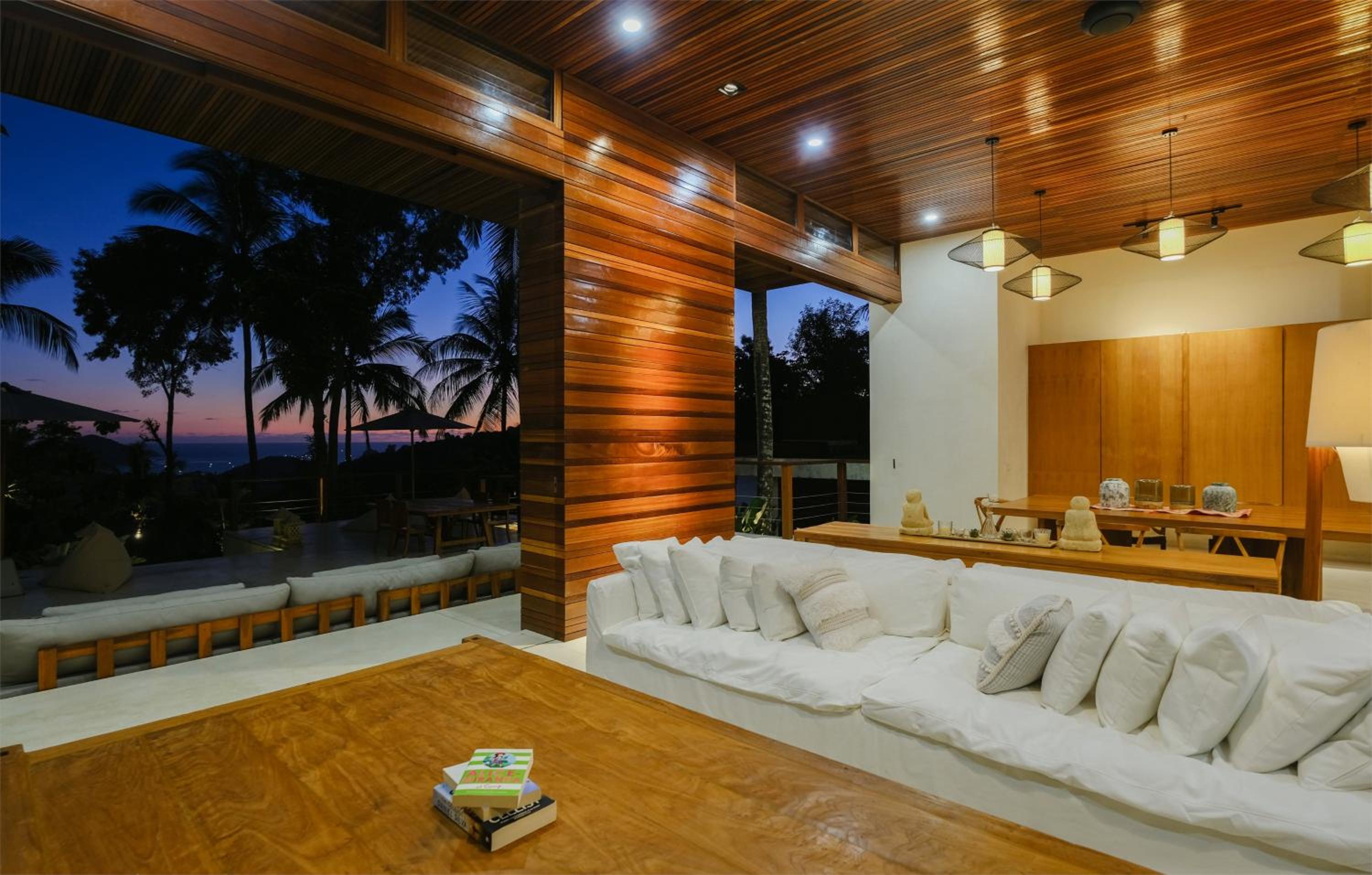 Four-Bedroom Villa with Private Pool photo 3
