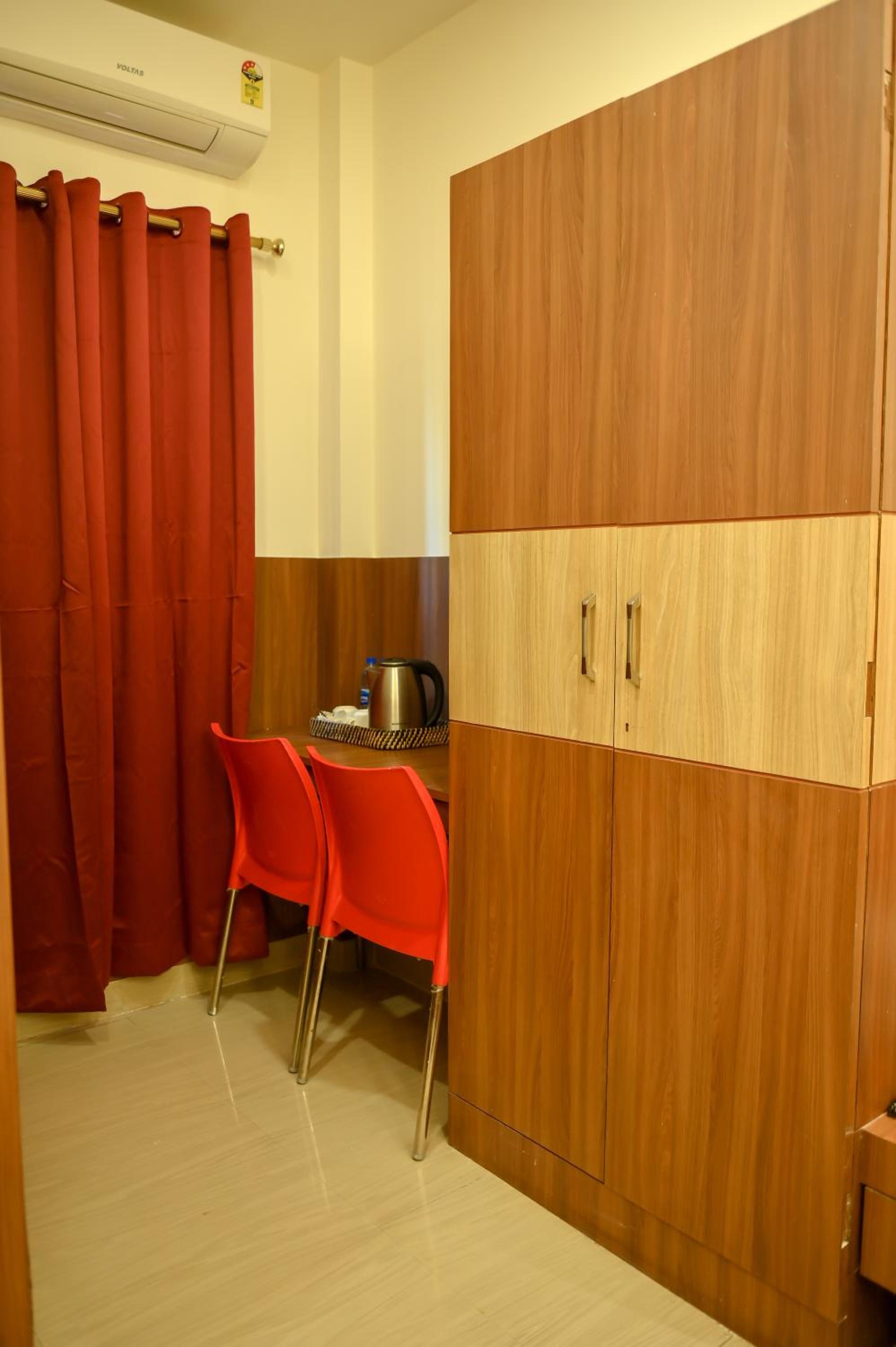Standard Double Room - Photo 36