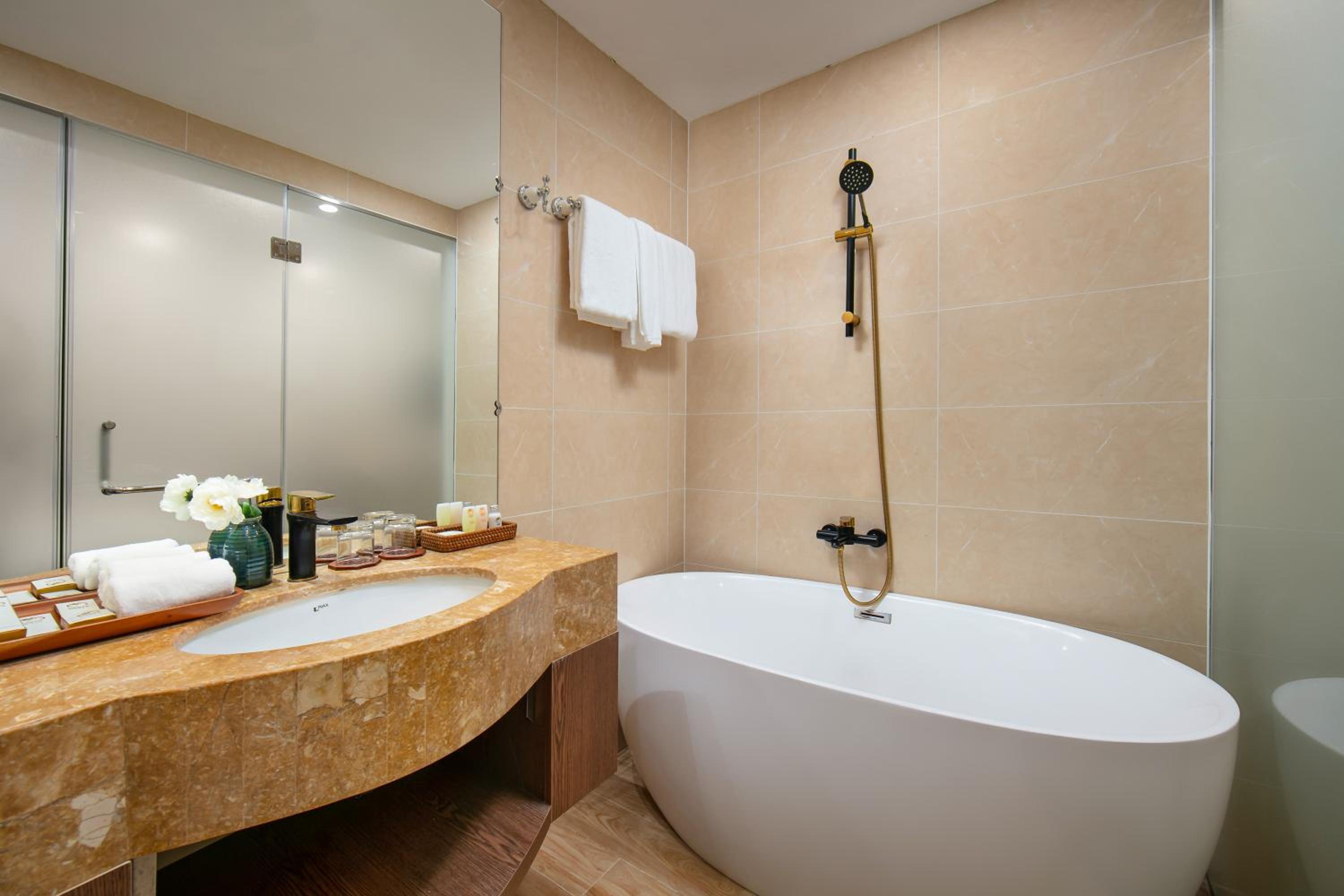 Suite Twin with Balcony photo 2