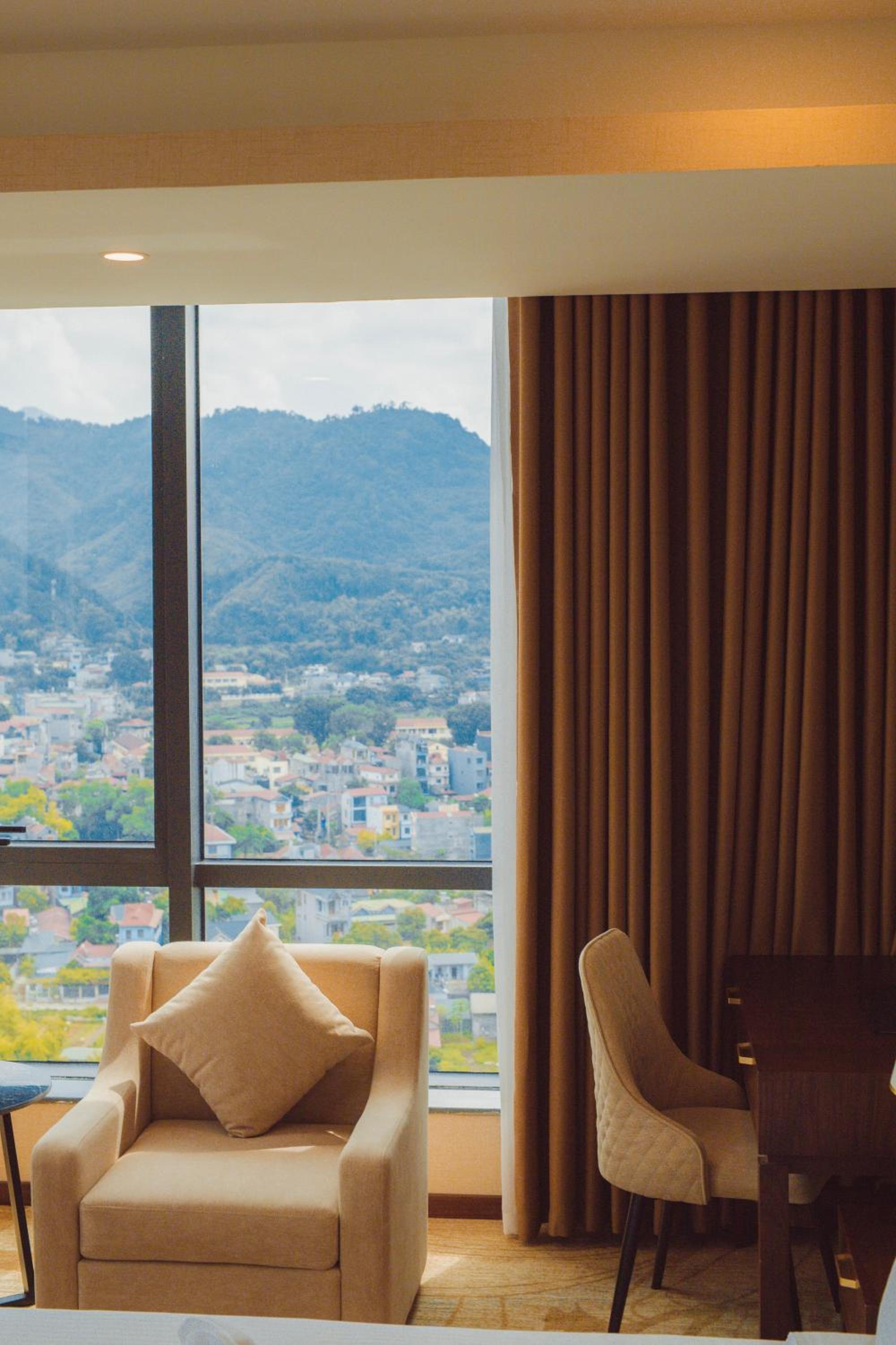 Deluxe Twin Room - Photo 8