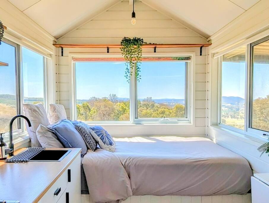 One-Bedroom House photo 1