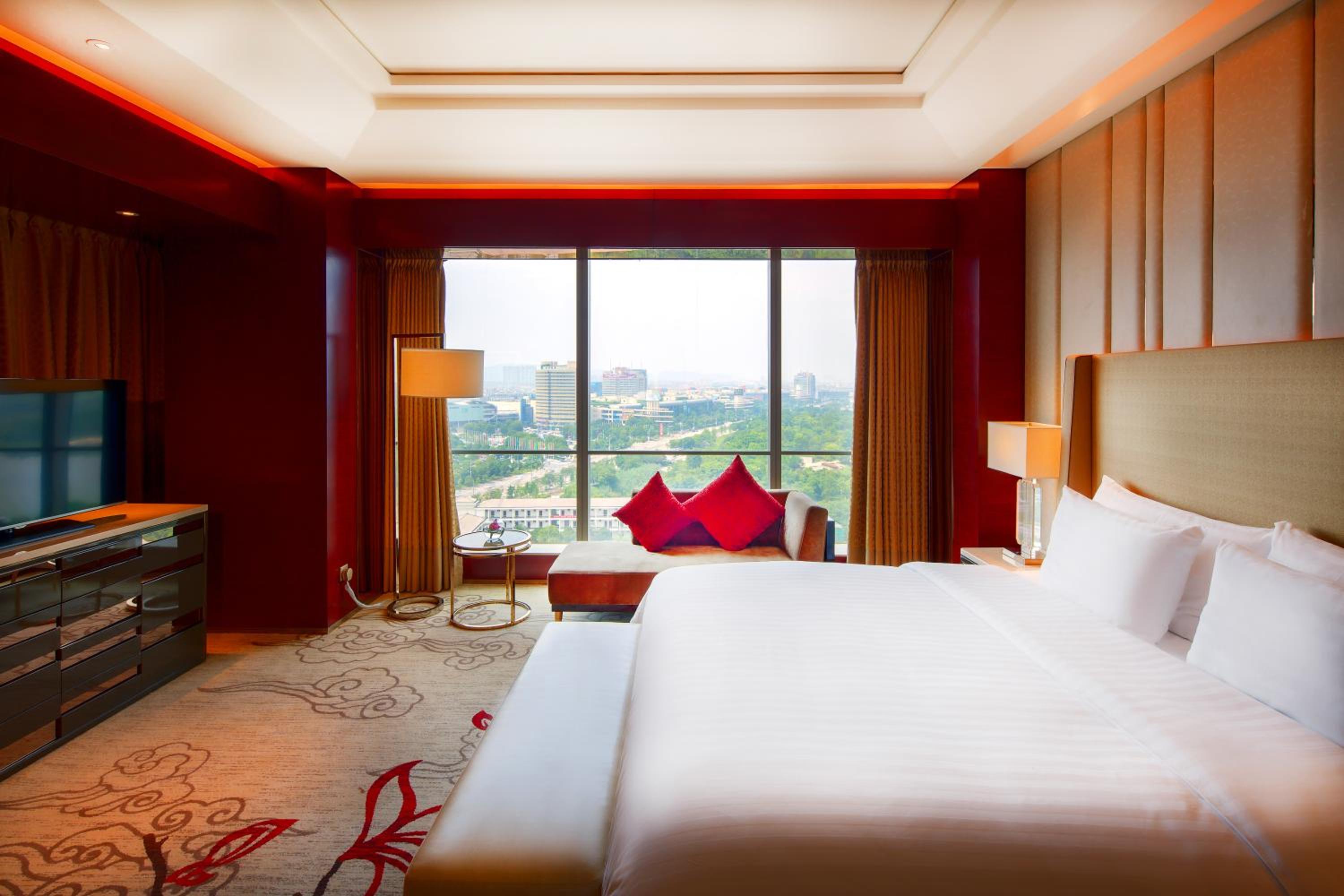 King Room with Garden View