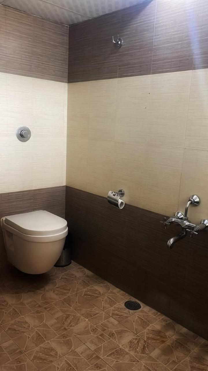 Deluxe Room - Photo 8