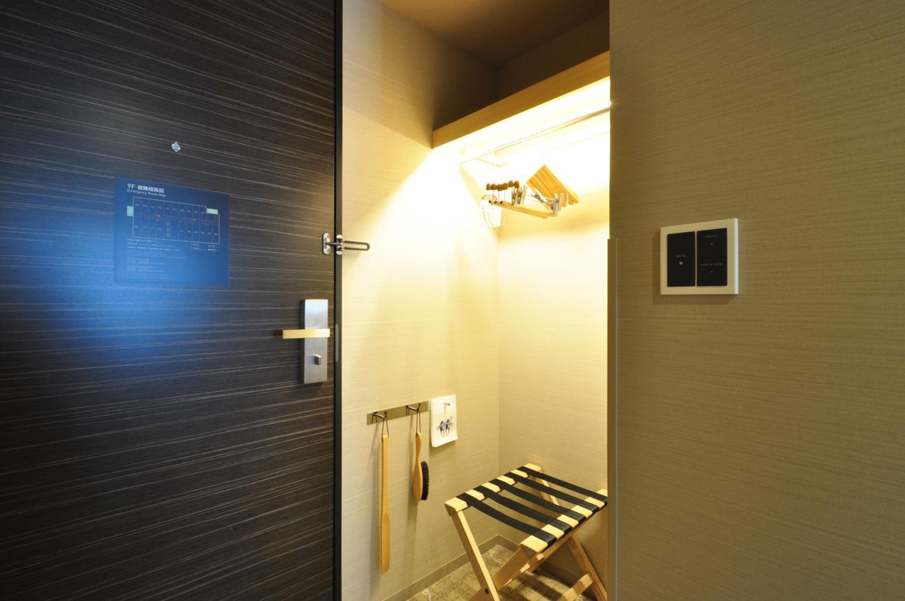 Superior Twin Room - Non-Smoking - Photo 8