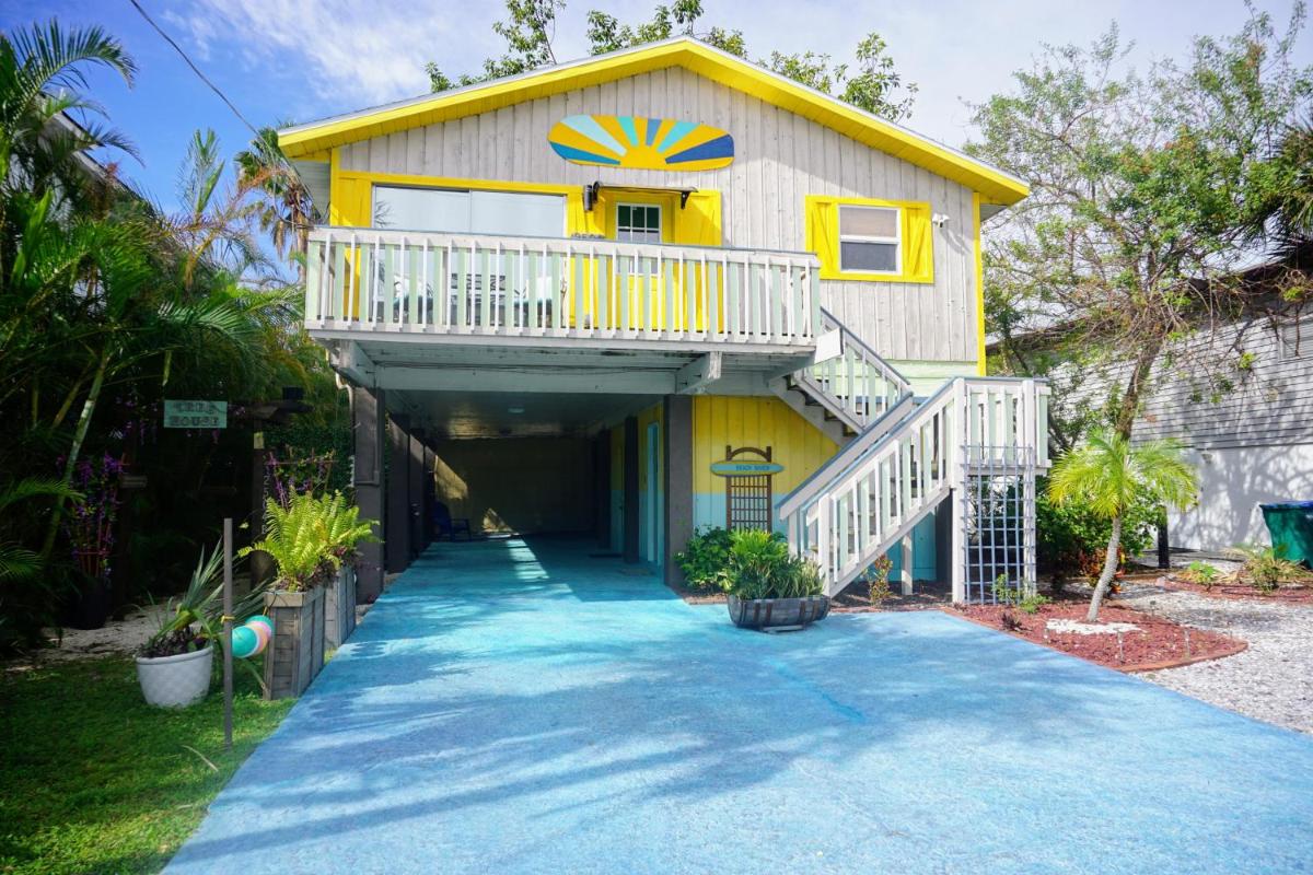 Two-Bedroom Holiday Home photo 2