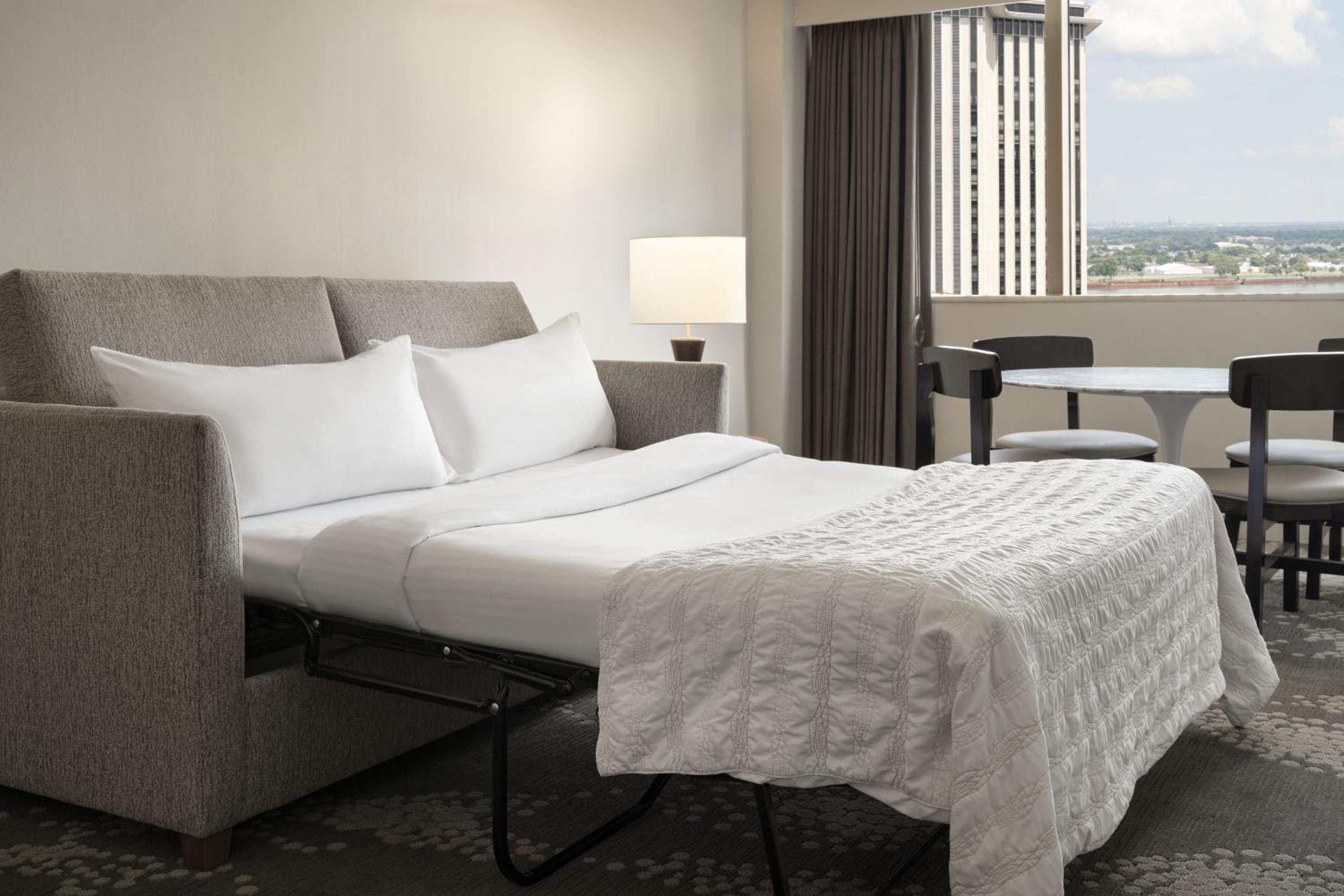 1 Bedroom Executive Suite, 1 King - Photo 3