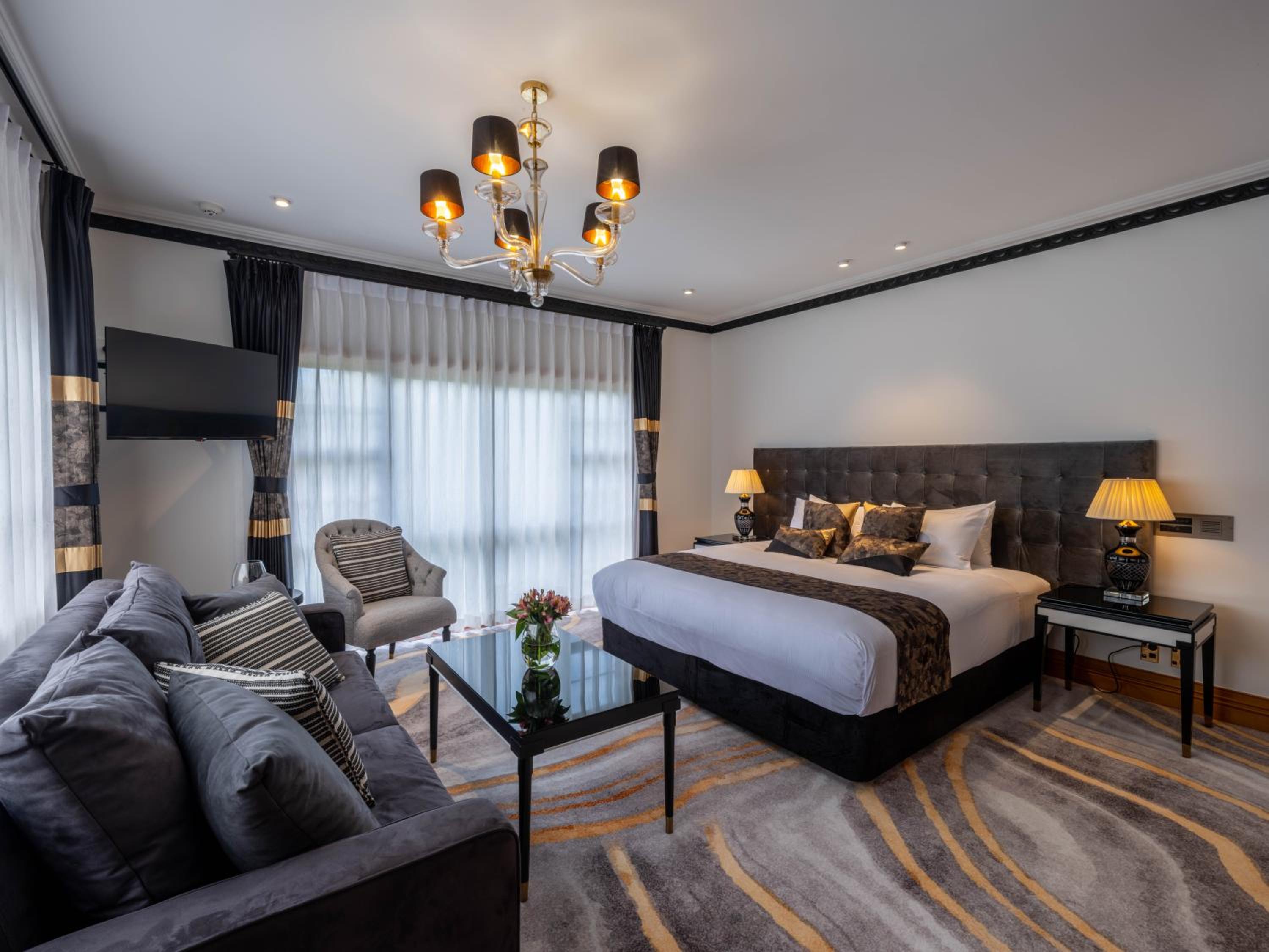 Lodge Suite - Photo 7