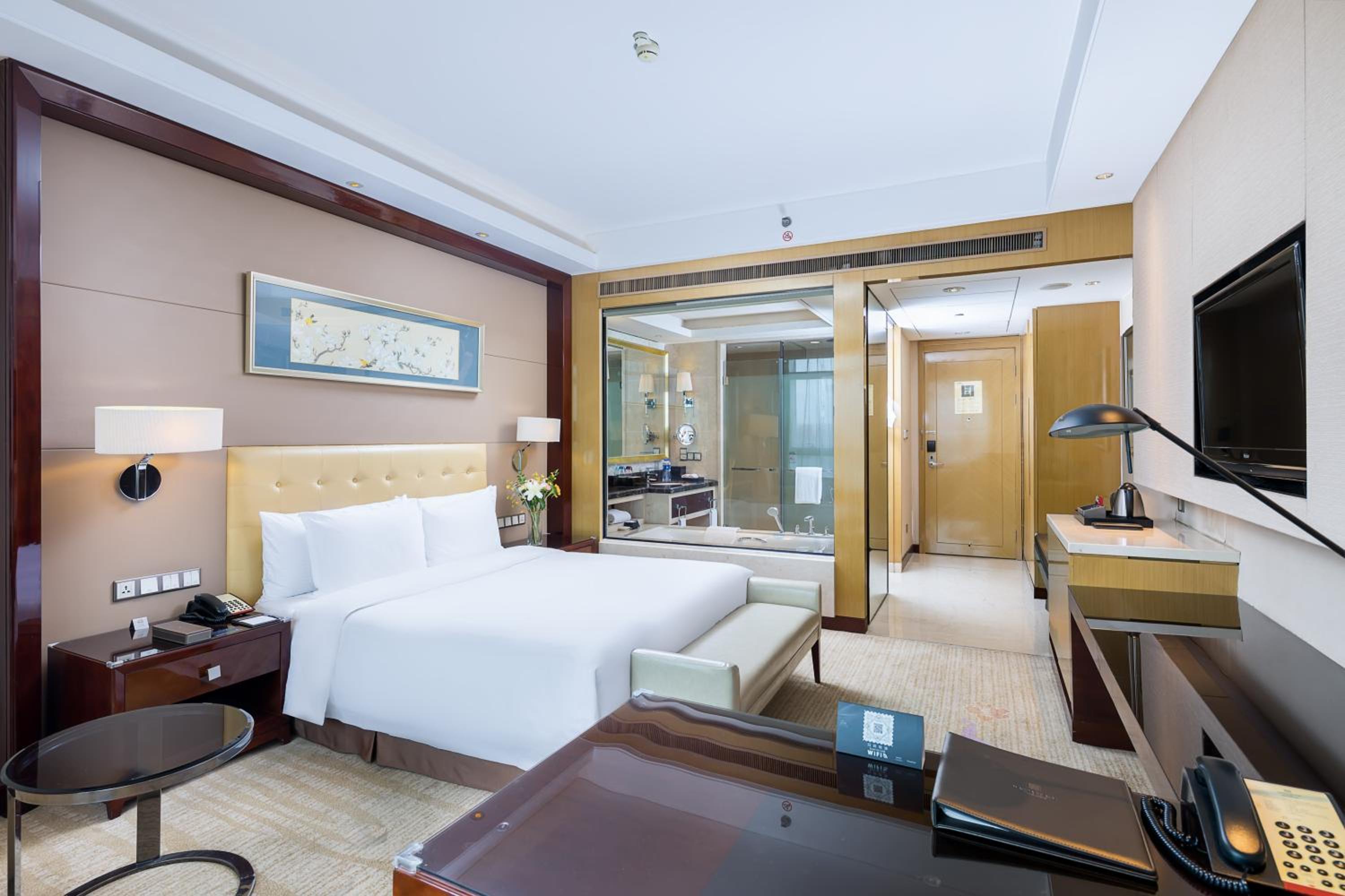 Deluxe Double Room - Executive Floor - Non-Smoking