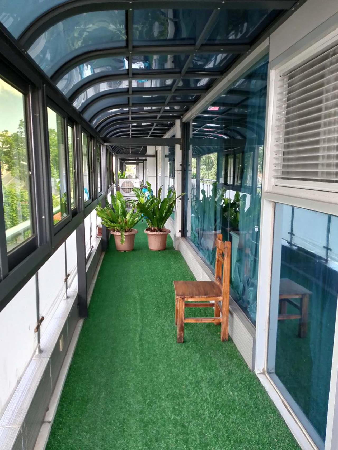 Double or Twin Room with Mountain View photo 2