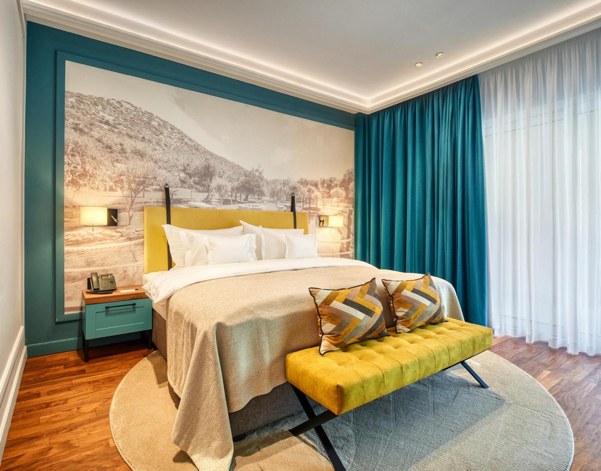 Junior Suite - Park View