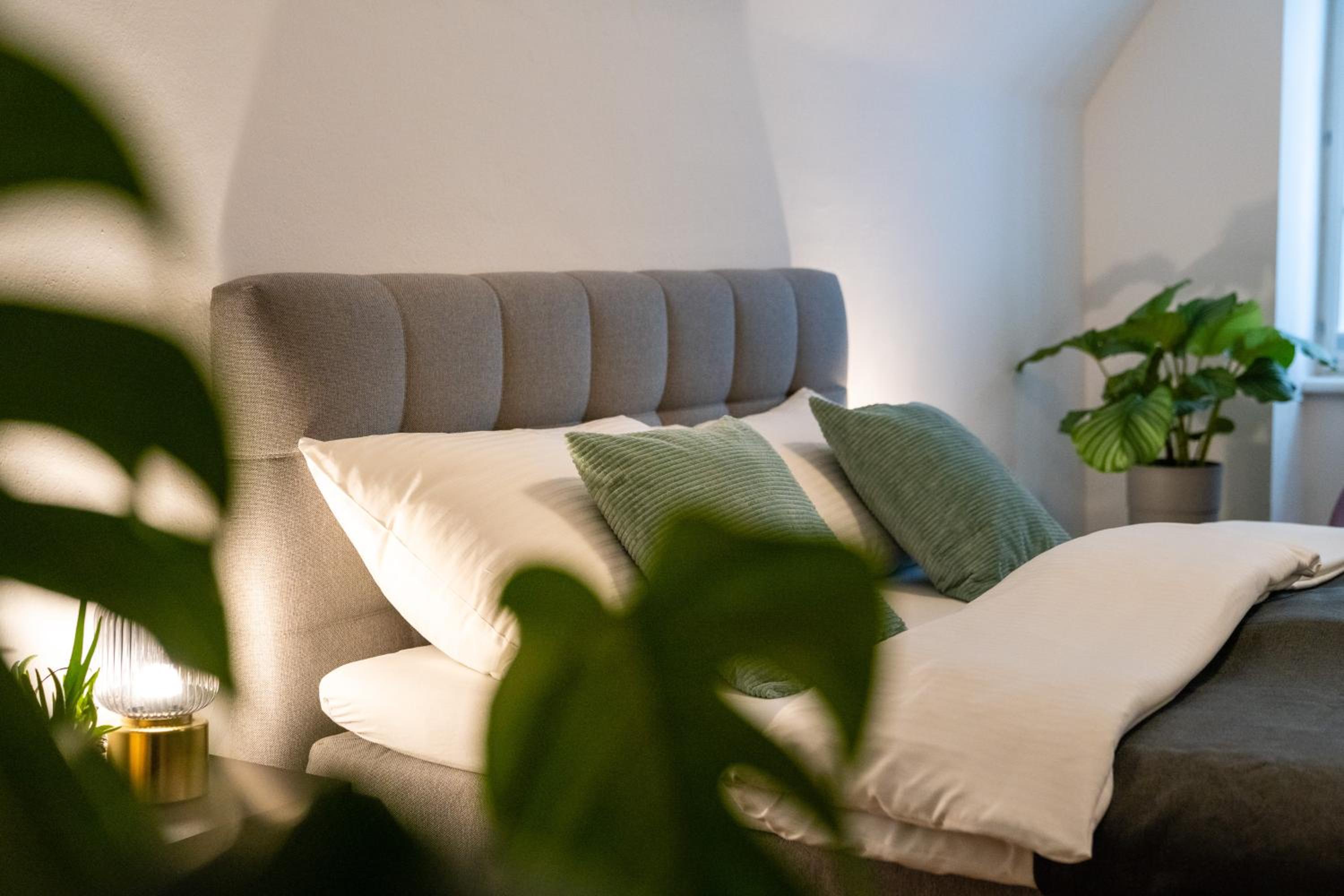 Double Room - Photo 8