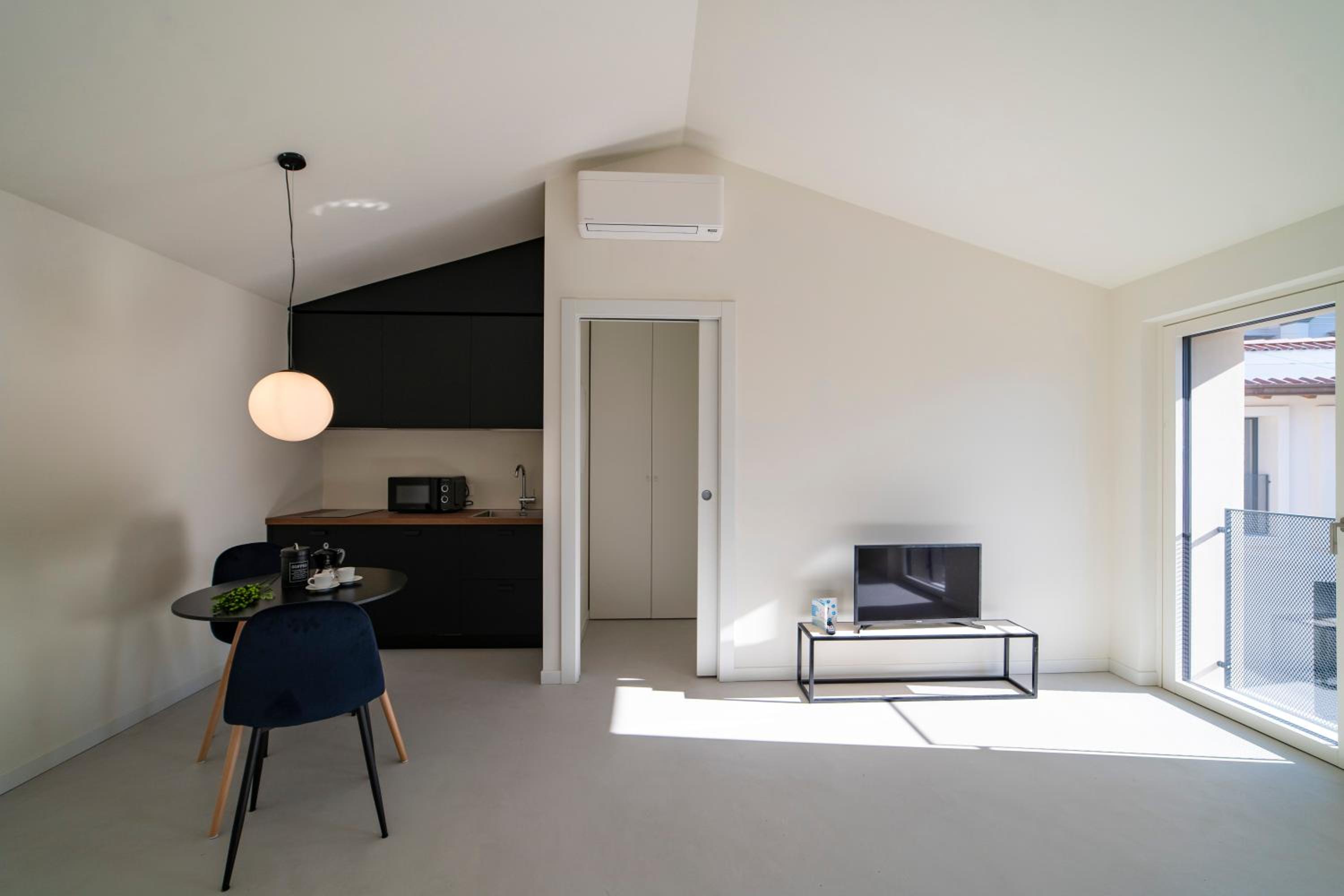 Studio with Terrace