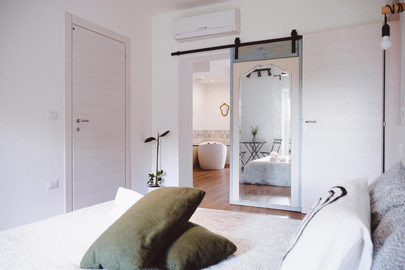 One-Bedroom Suite photo 3