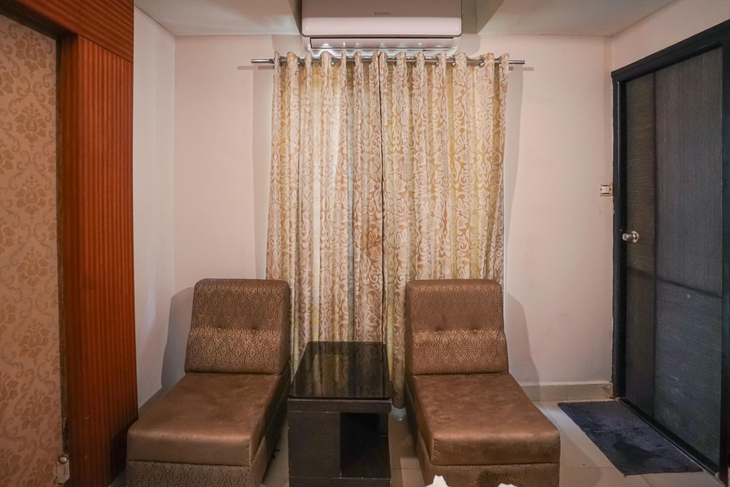 Deluxe Double Room - Photo 18