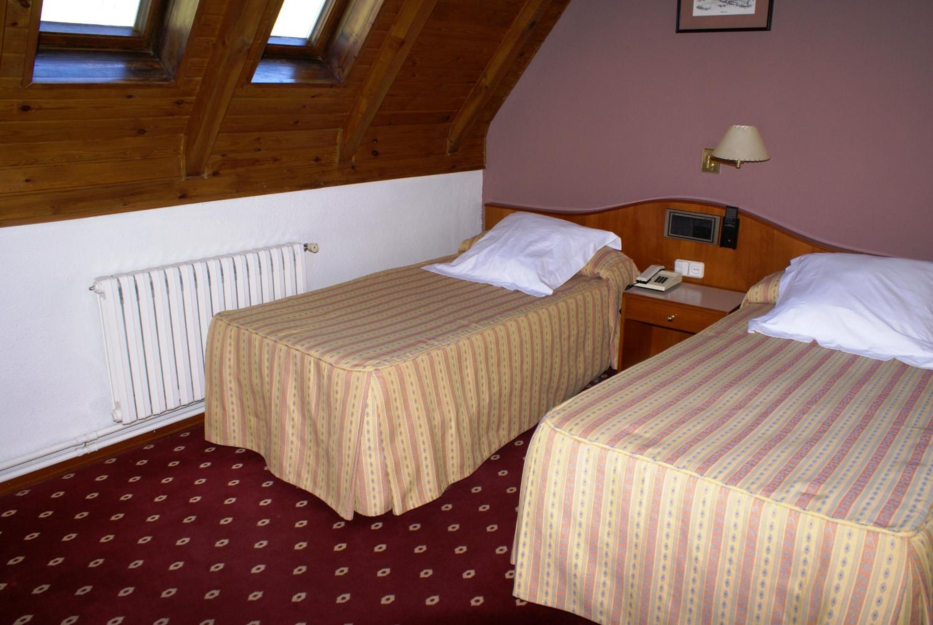 Habitación Doble o con Dos Camas Pequeñas