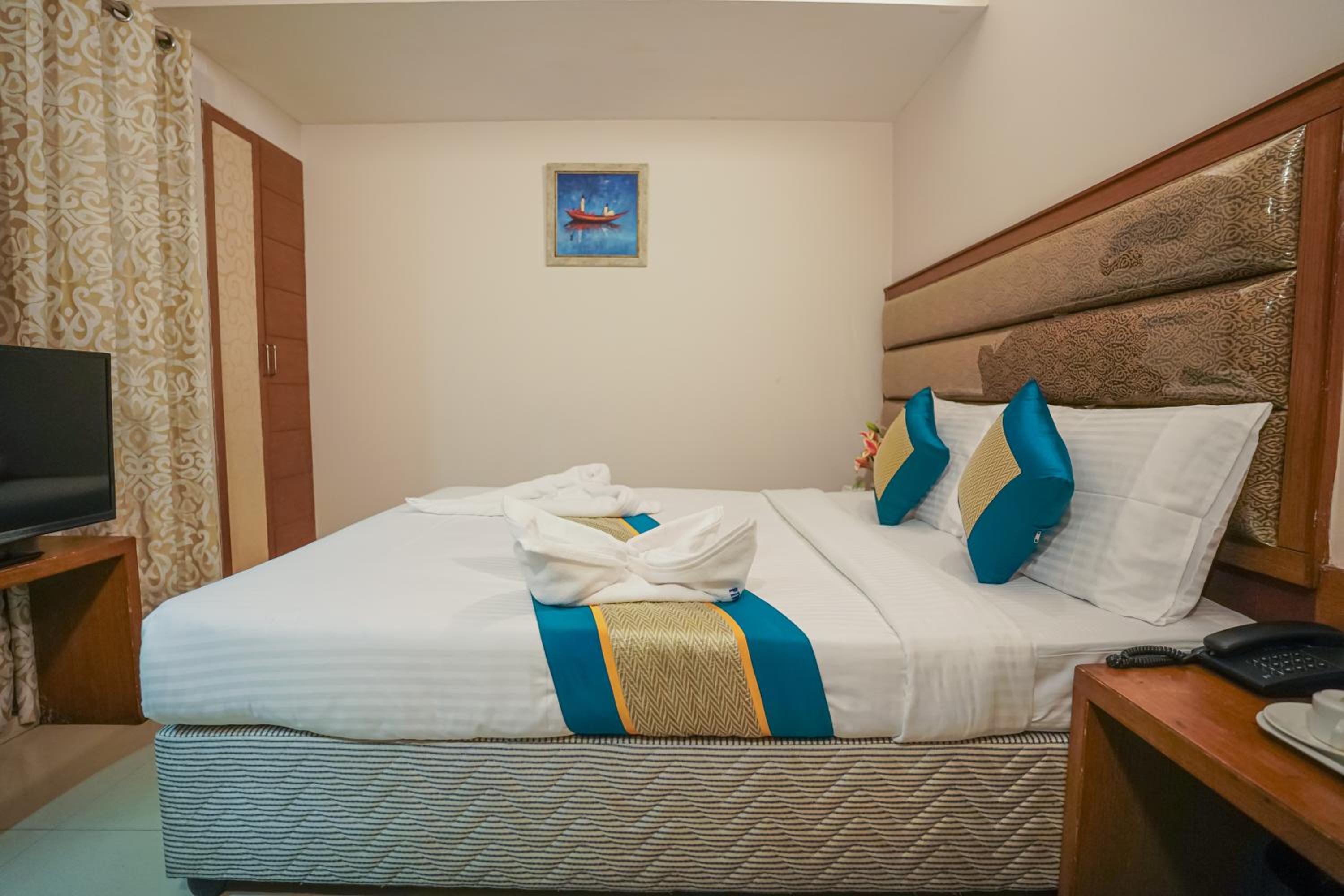 Standard Double Room - Photo 2