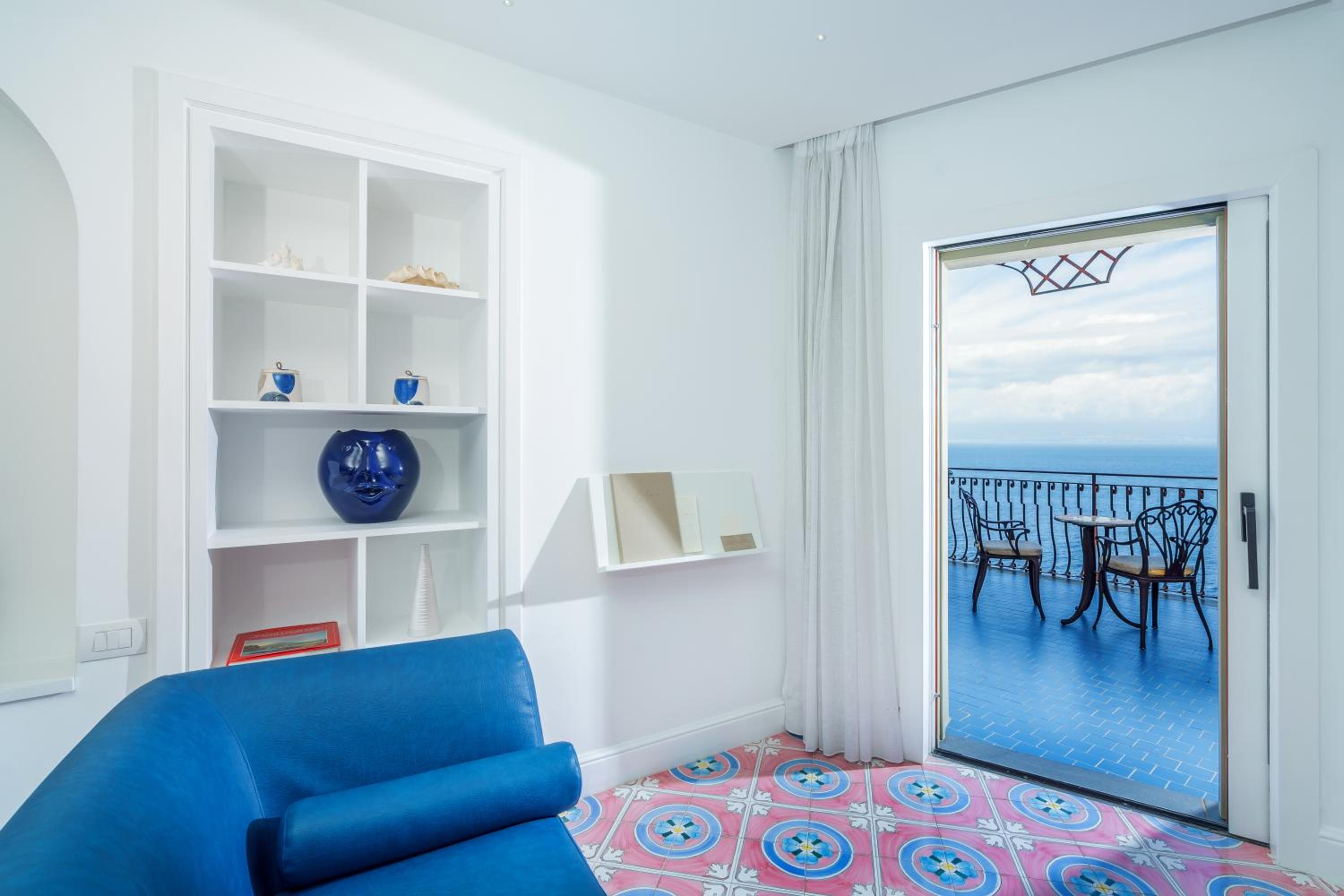 Superior Junior Suite with Terrace and Sea View - Photo 5