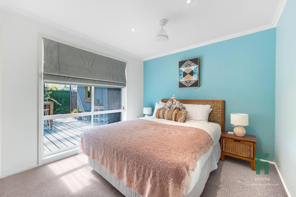 Three-Bedroom House photo 1