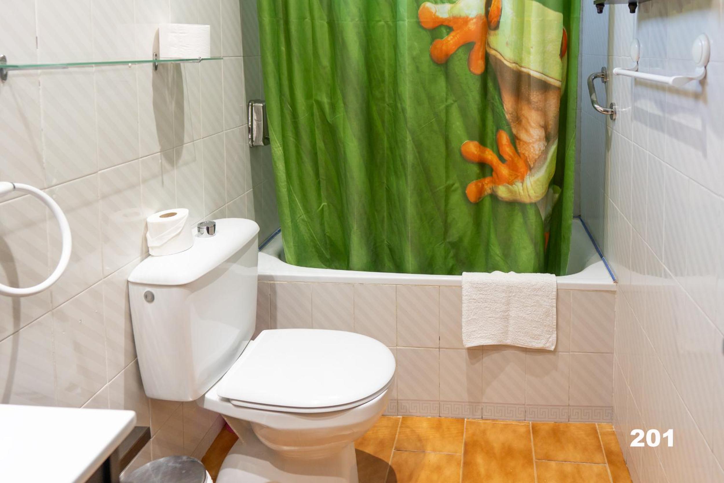 Family Double Room - Photo 5