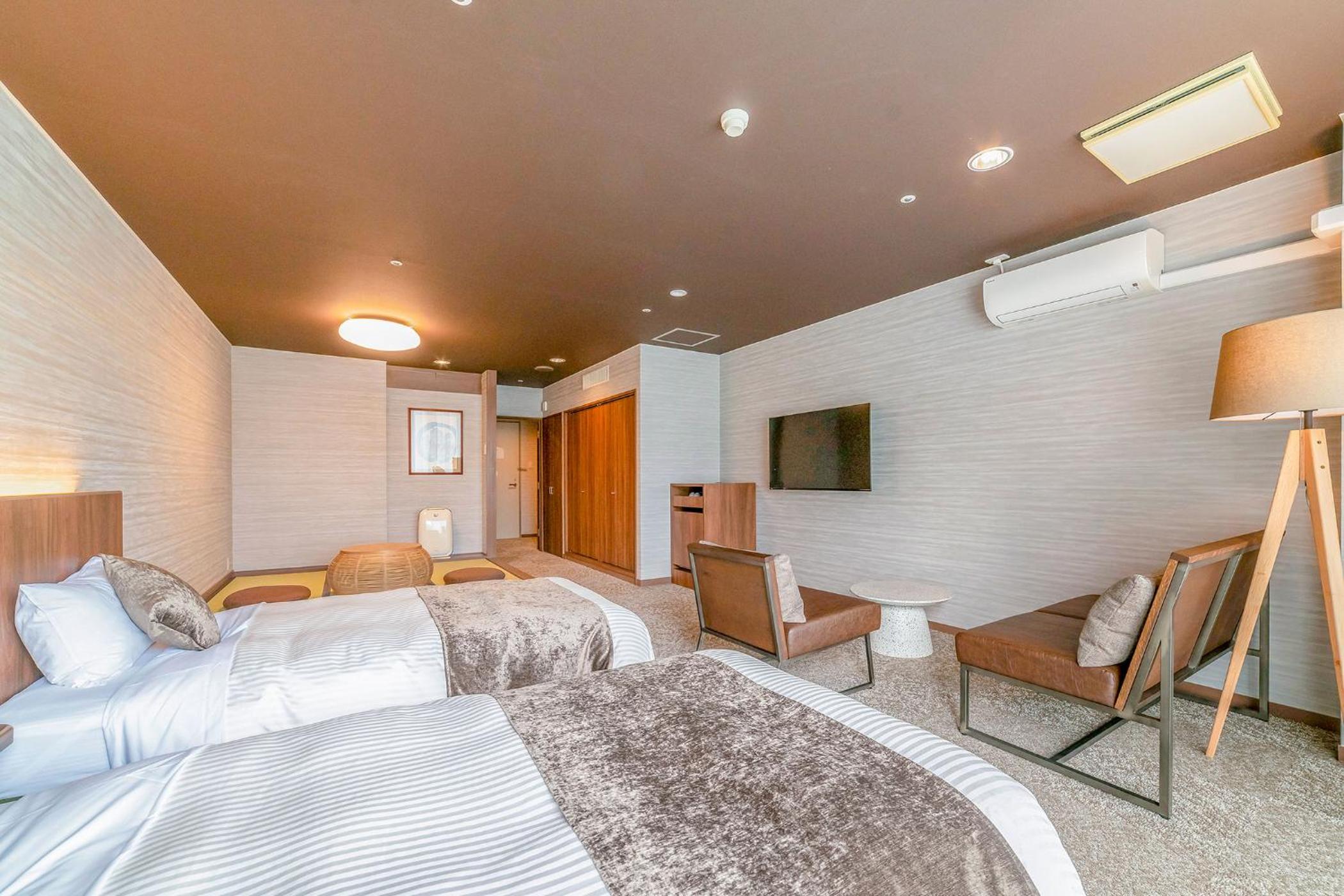 Superior Japanese-Western-Style-Room 45 square yards(Top Floor) - Indoor Bath - Non-Smoking - Photo 3