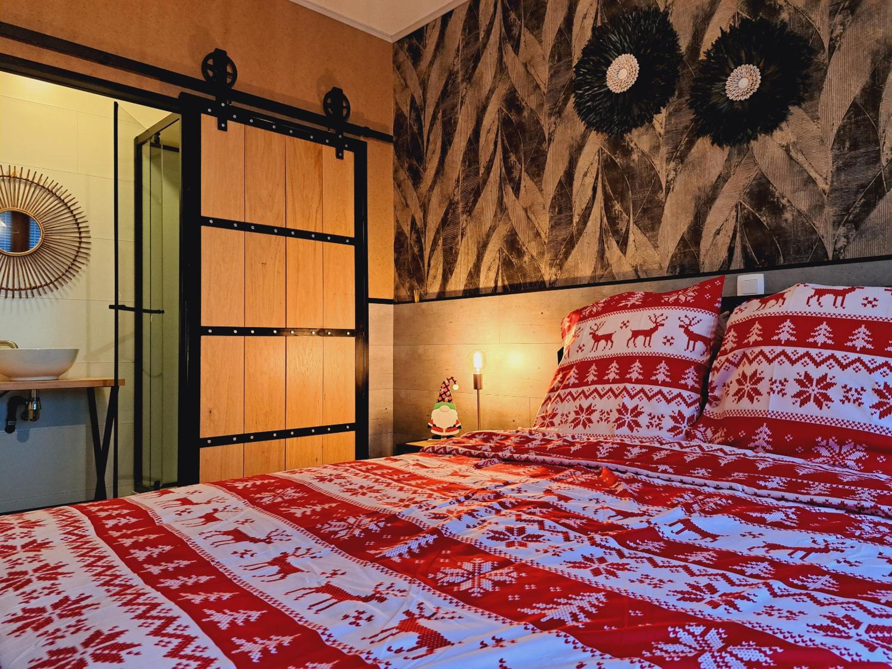 Three-Bedroom Cottage photo 1
