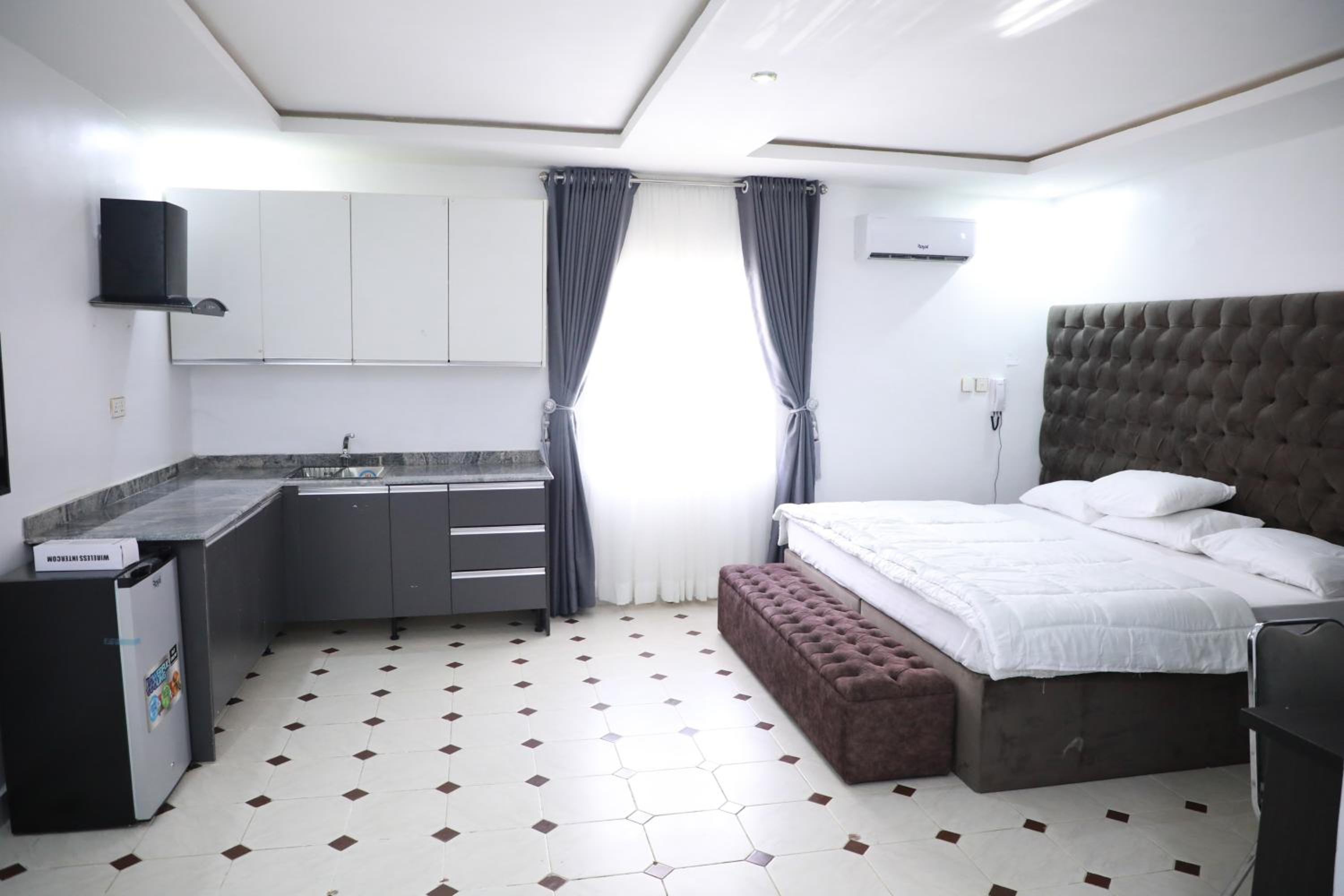 Deluxe Room - Photo 1