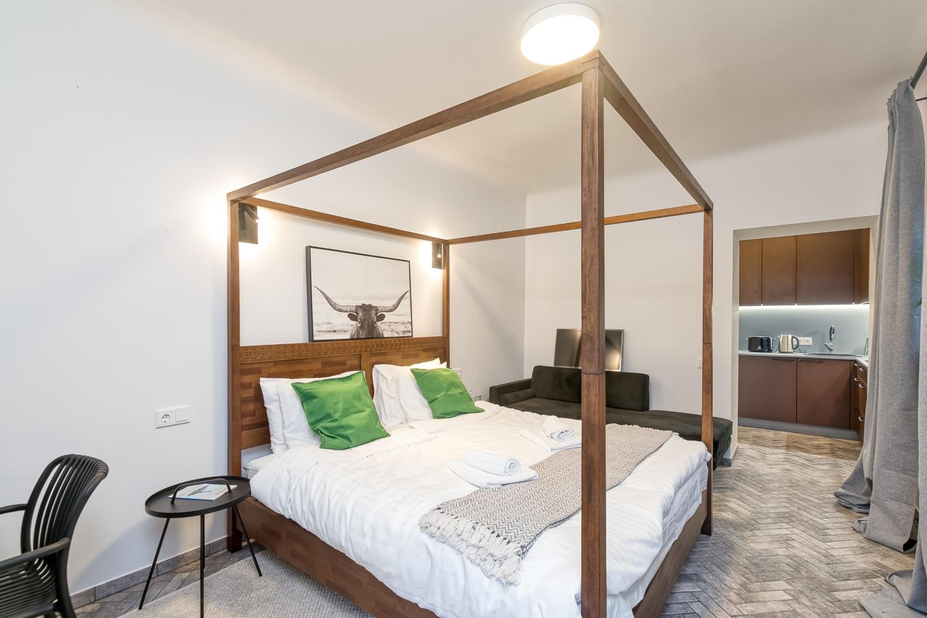 Apartment photo 1