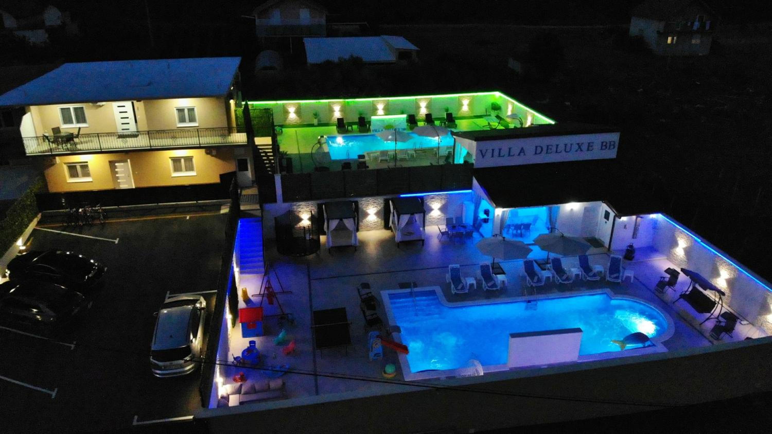 Villa photo 1
