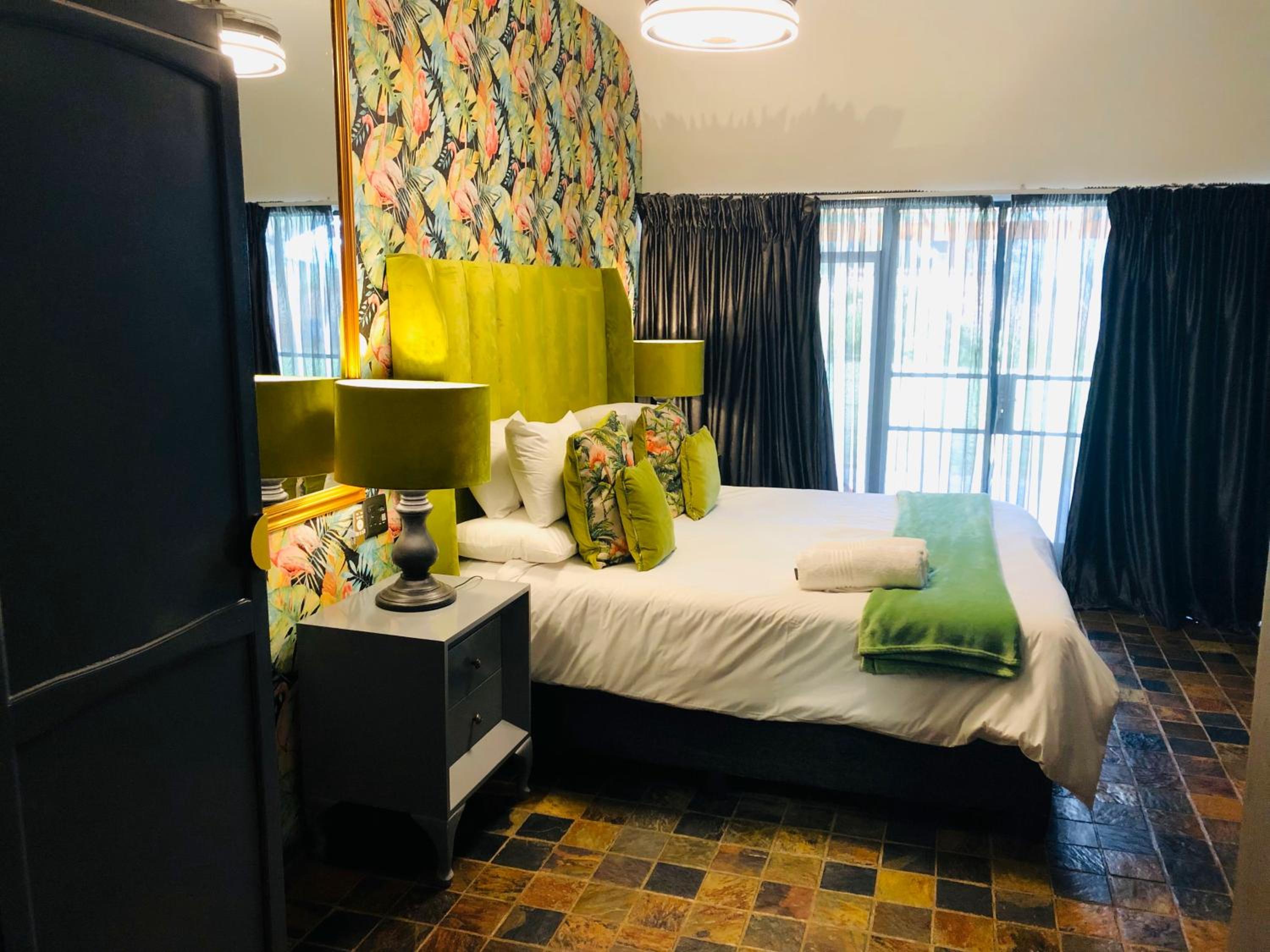 Deluxe Twin Room - Photo 7